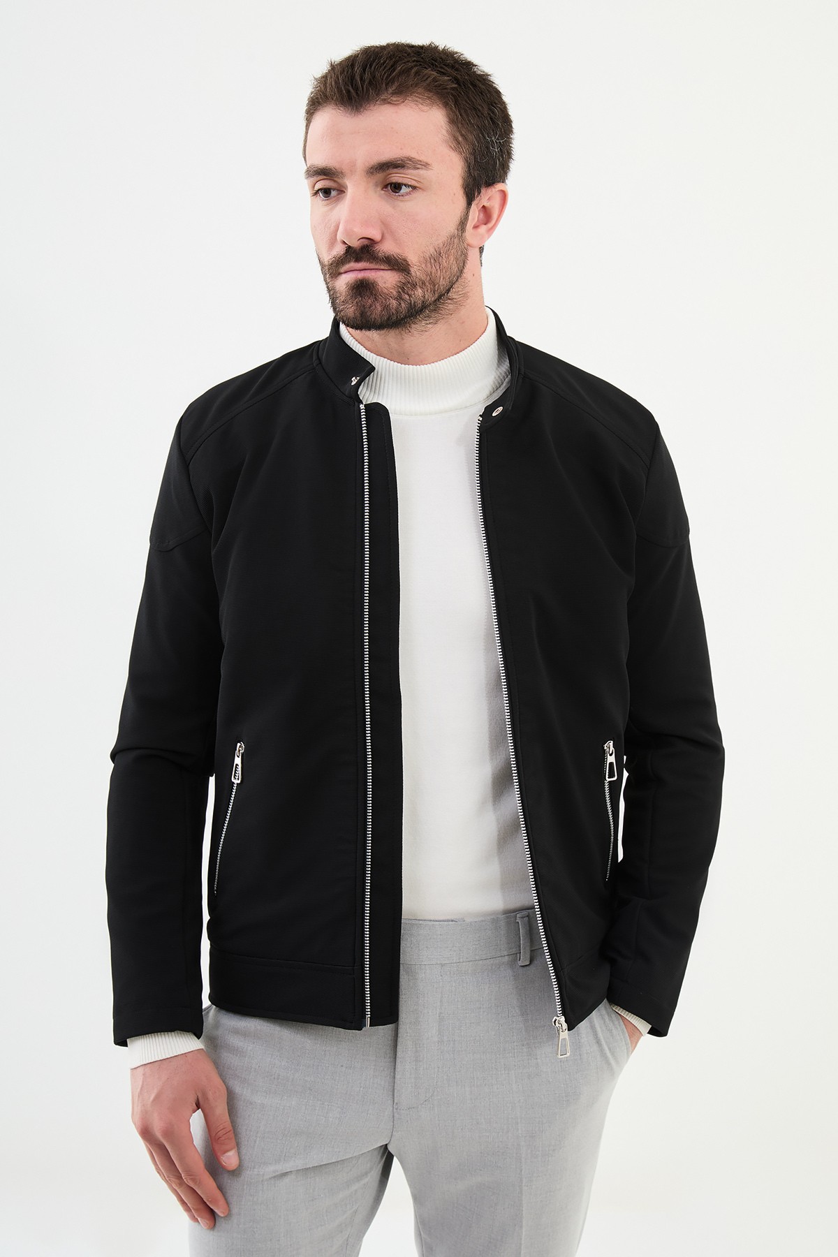 Düz Slim Fit Hakim Yaka Erkek Mont