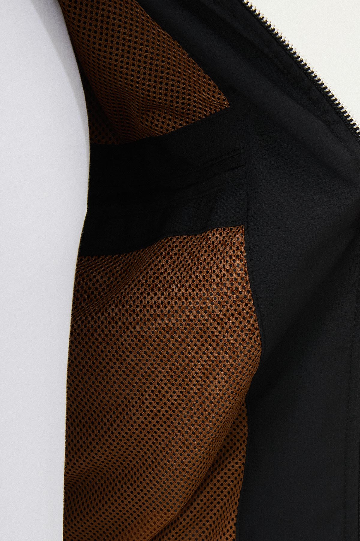 Düz Slim Fit Hakim Yaka Erkek Mont