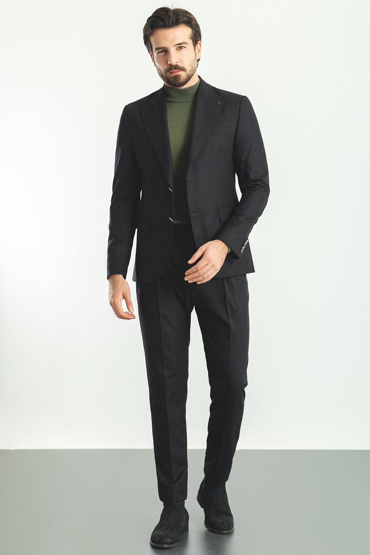 Düz Pileli Pantolon Slim Fit Erkek Takım Elbise