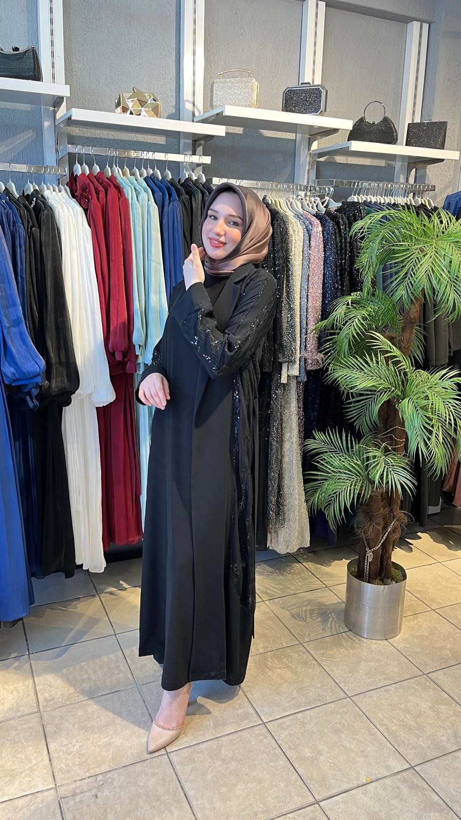 Canes Abaya 