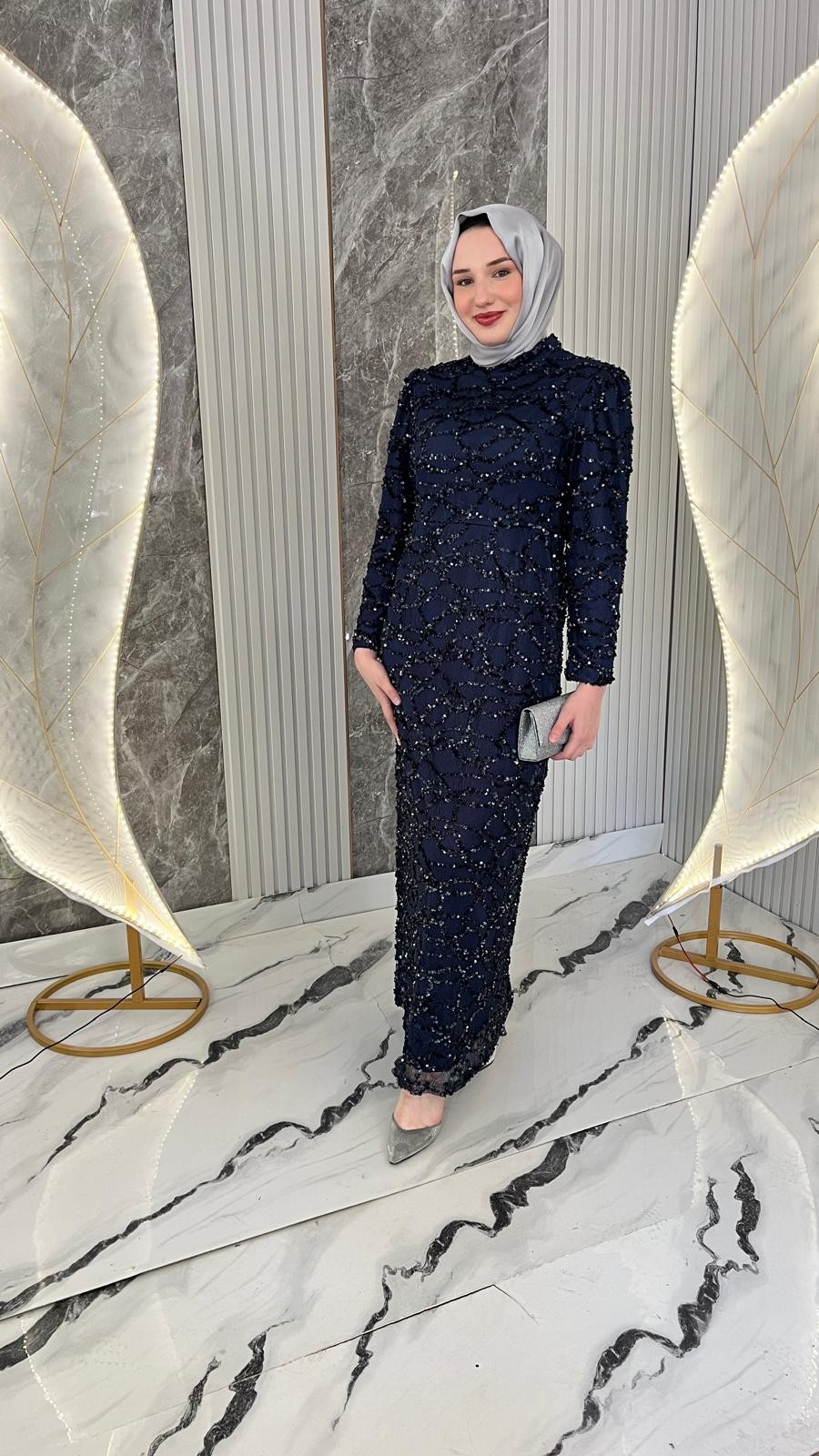 Hadise Elbise 