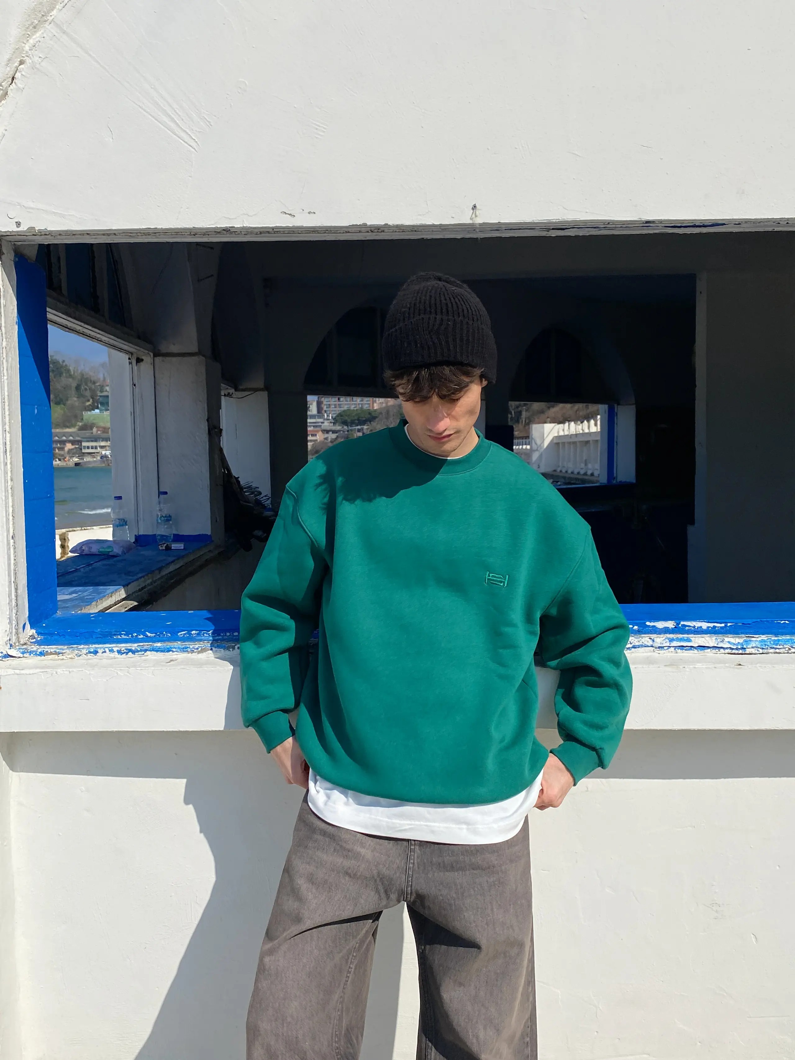 Basic Sweatshirt