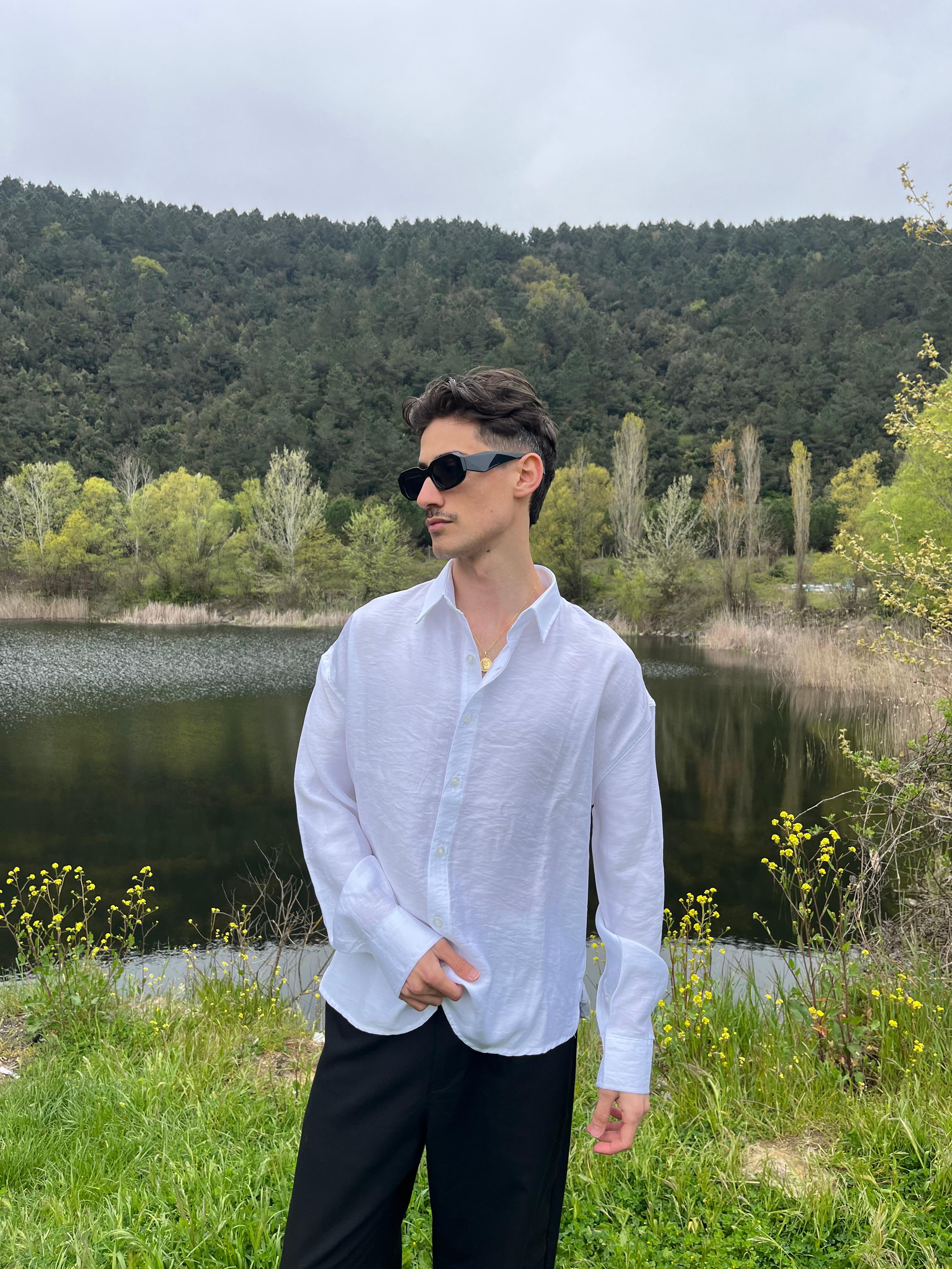 Oversize Gömleklerle Sokak Modasına Uyum Sağla