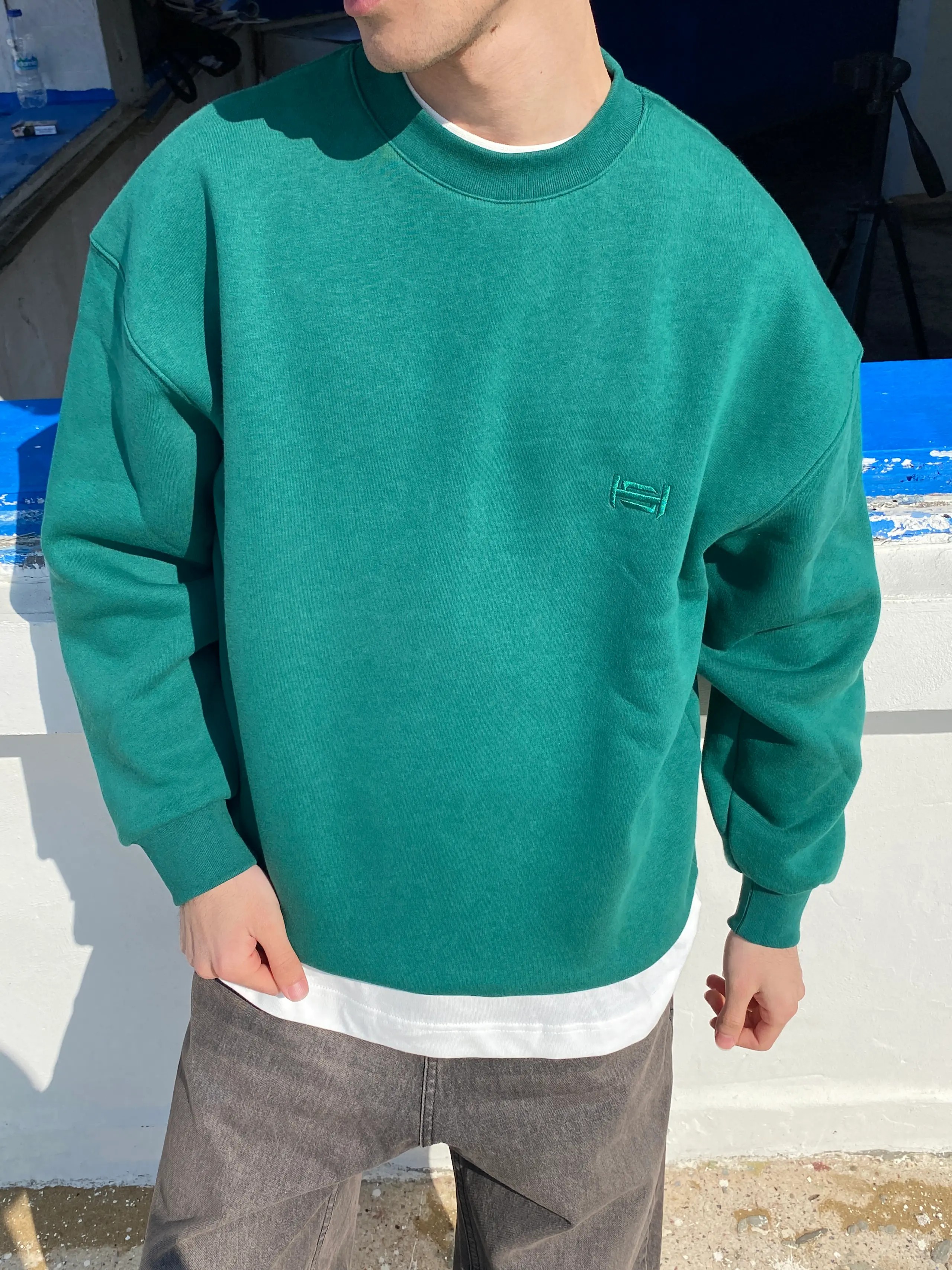 Basic Sweatshirt