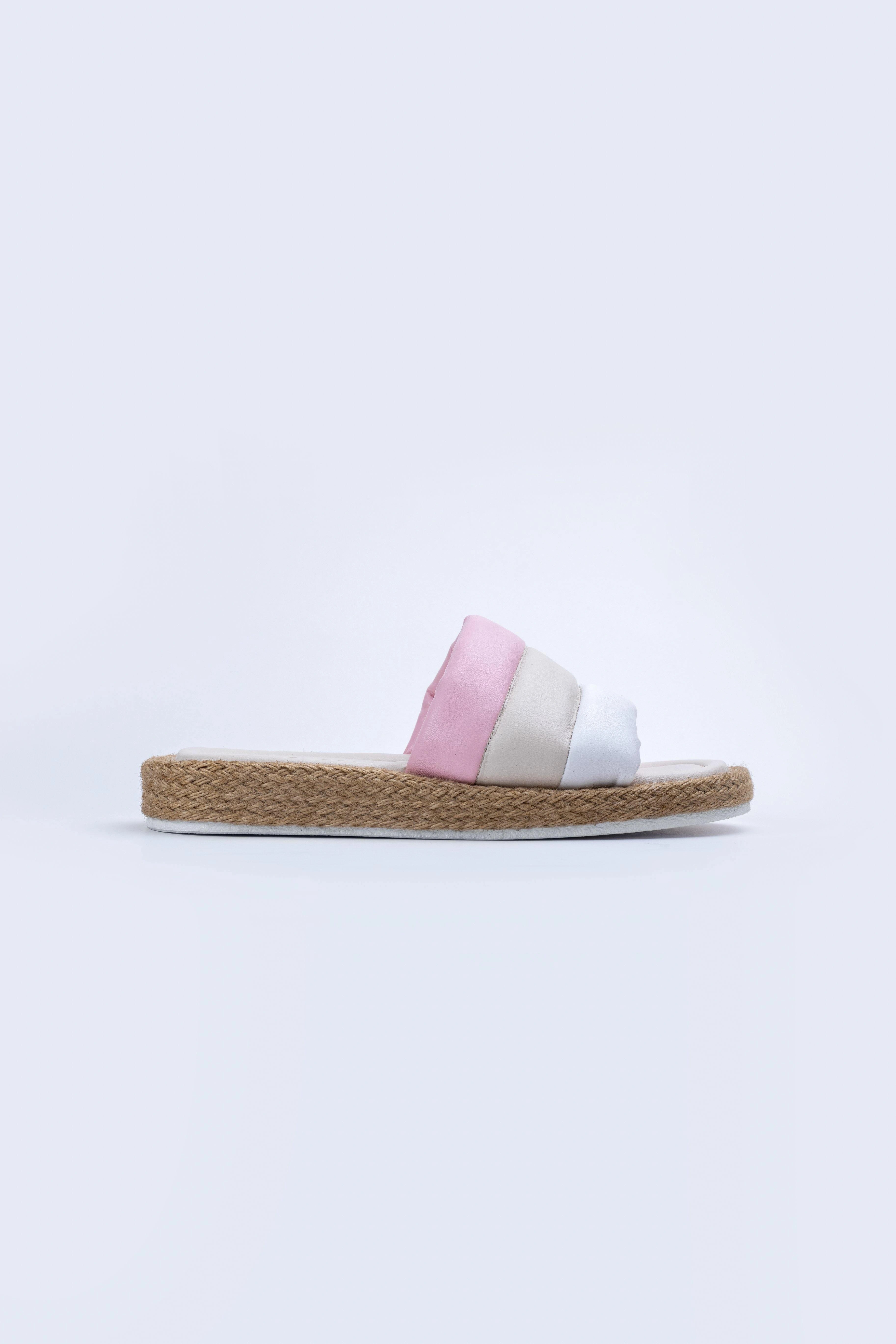 Puffy pink flat slippers