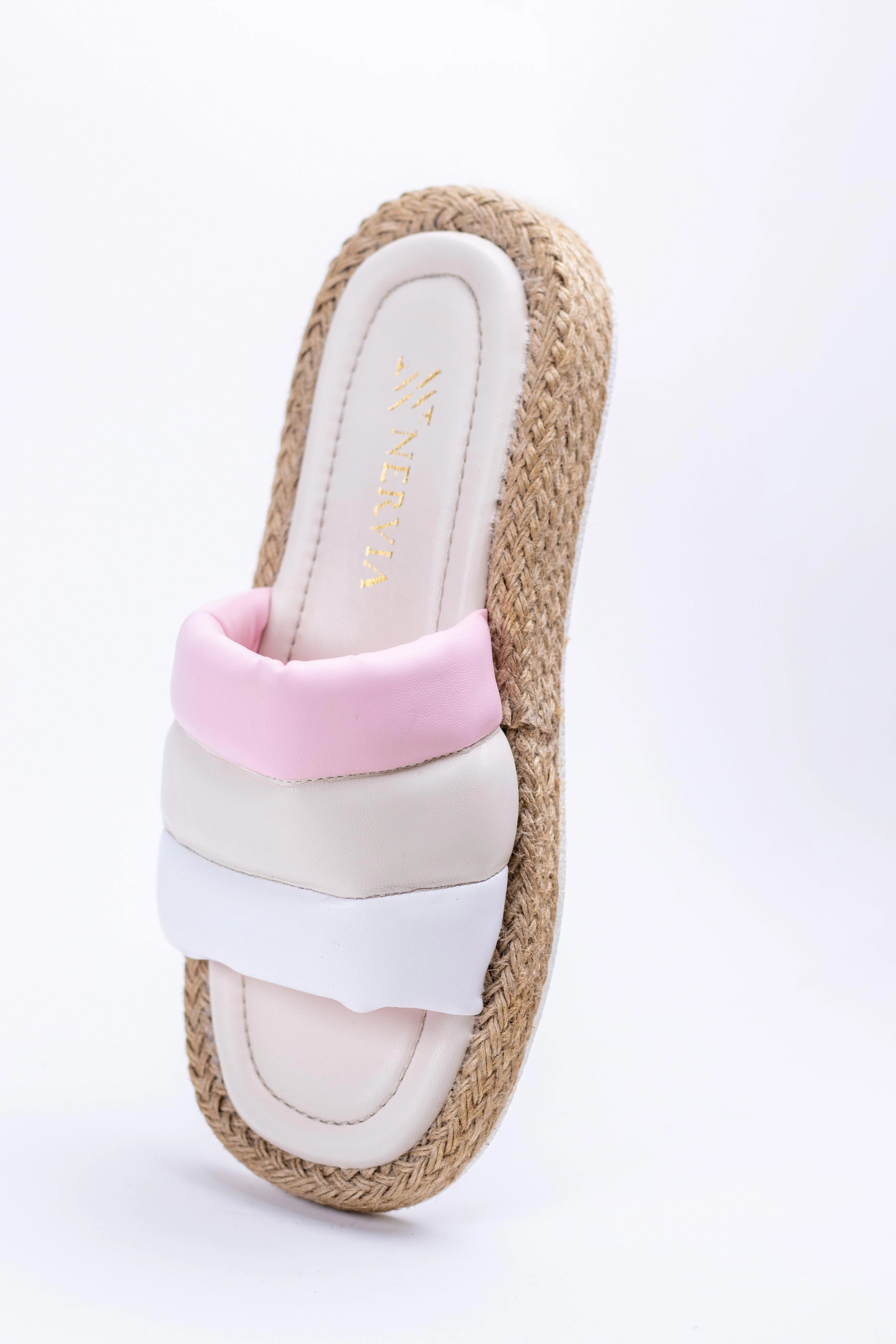 Puffy pink flat slippers