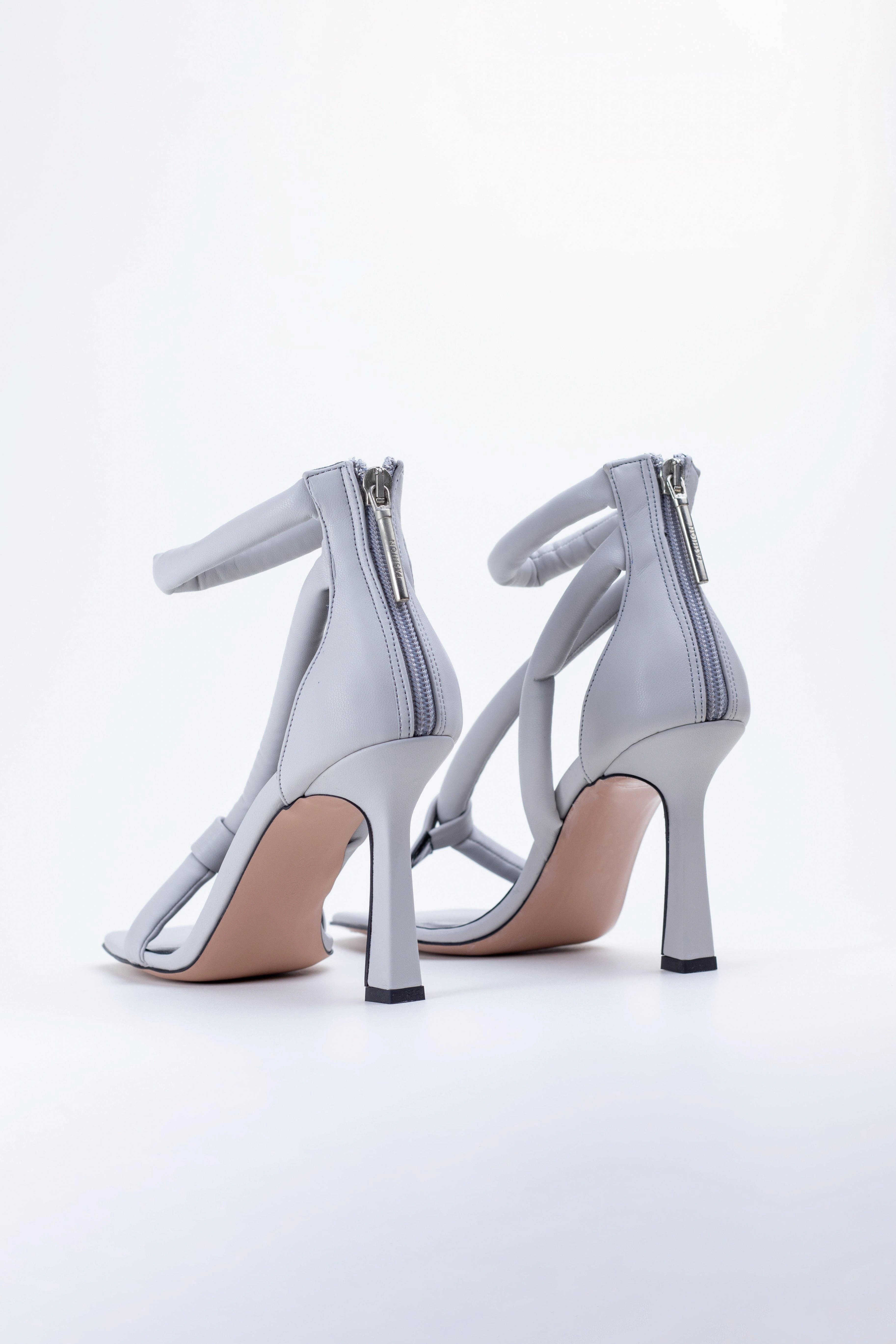 Gray Square Toe Pipe Detailed Sandals