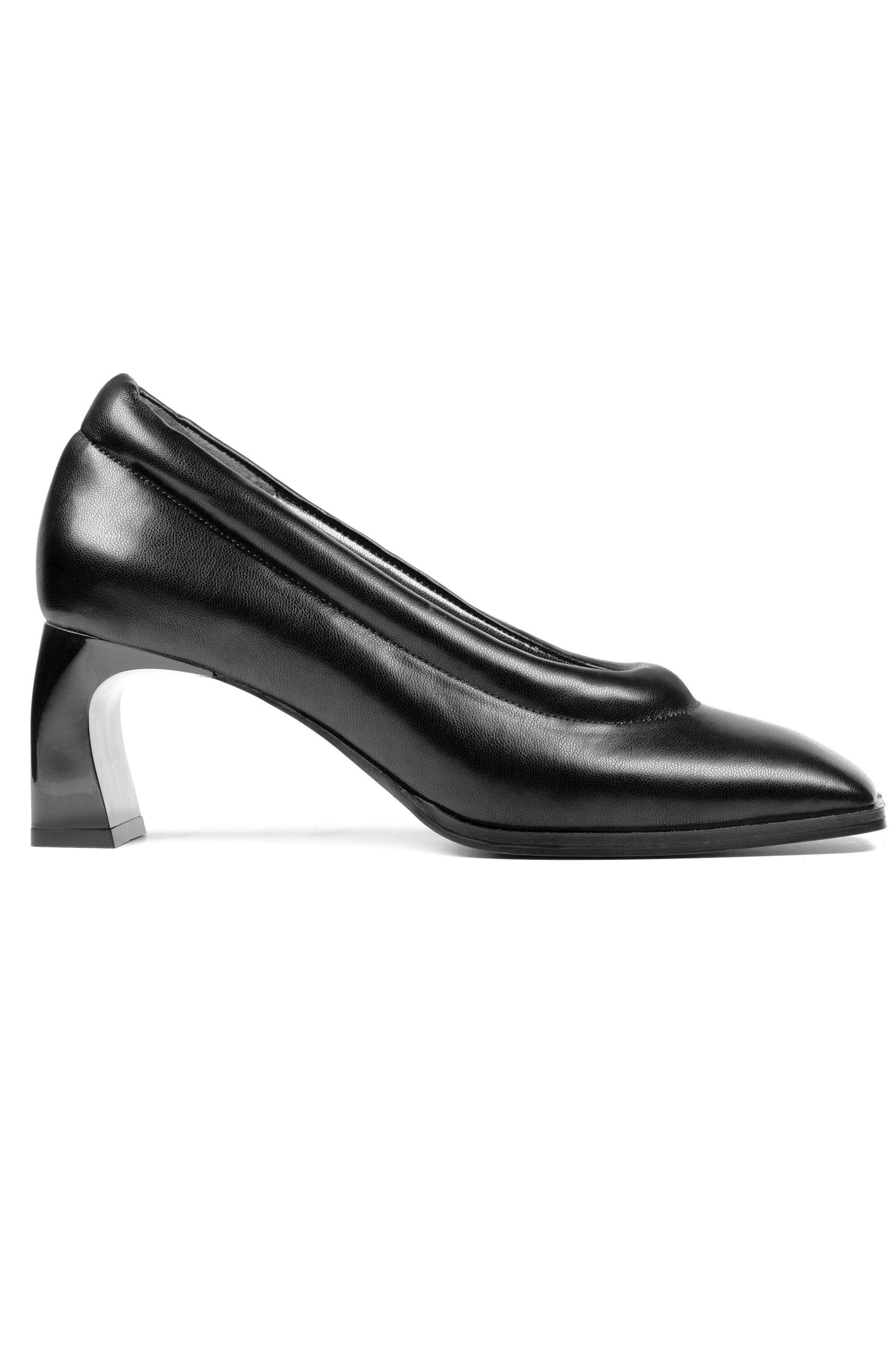 Black Leather Low Heel Shoes