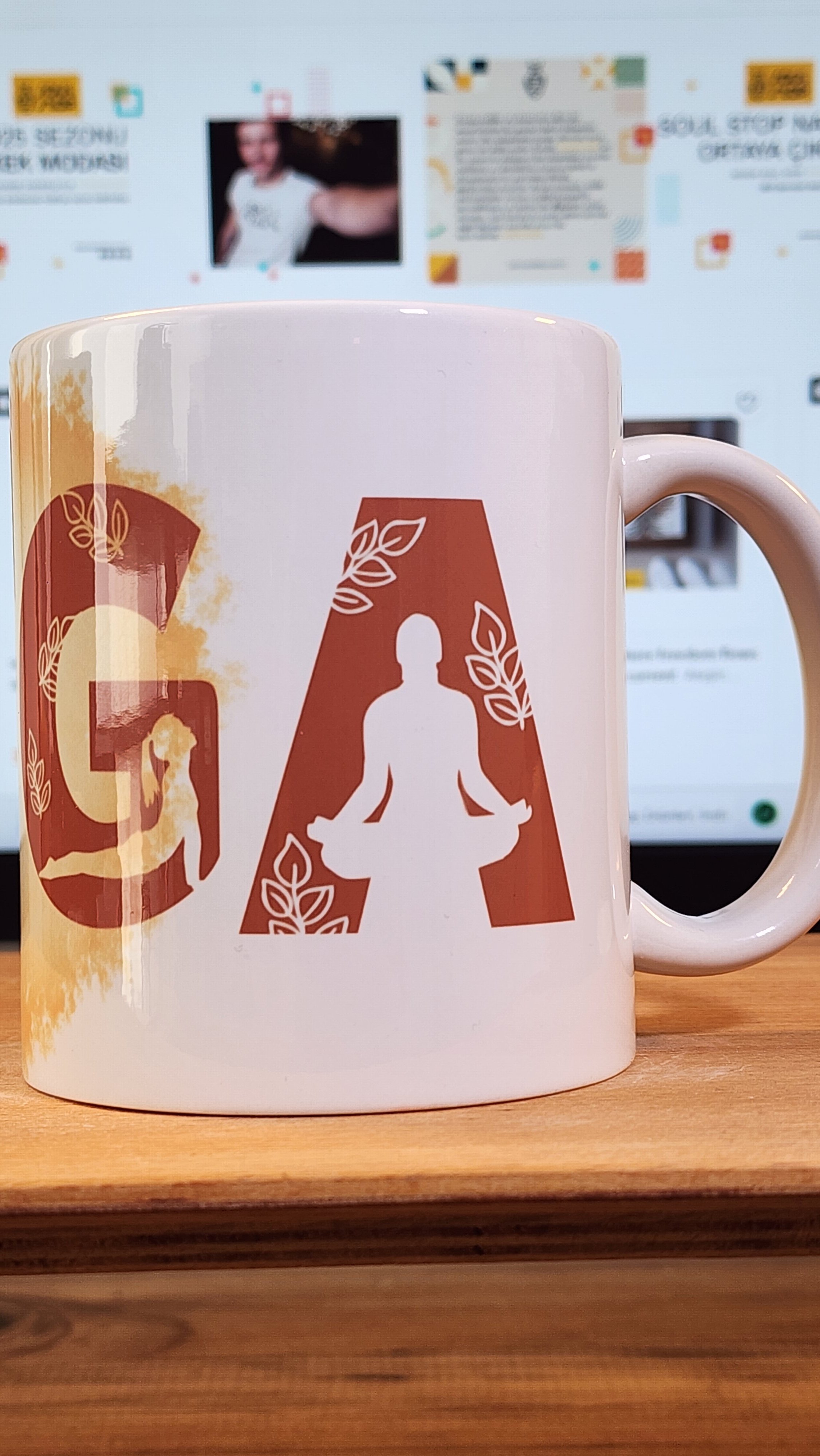 Yoga Figürlü Tipografik Kupa - Ücretsiz Kargo
