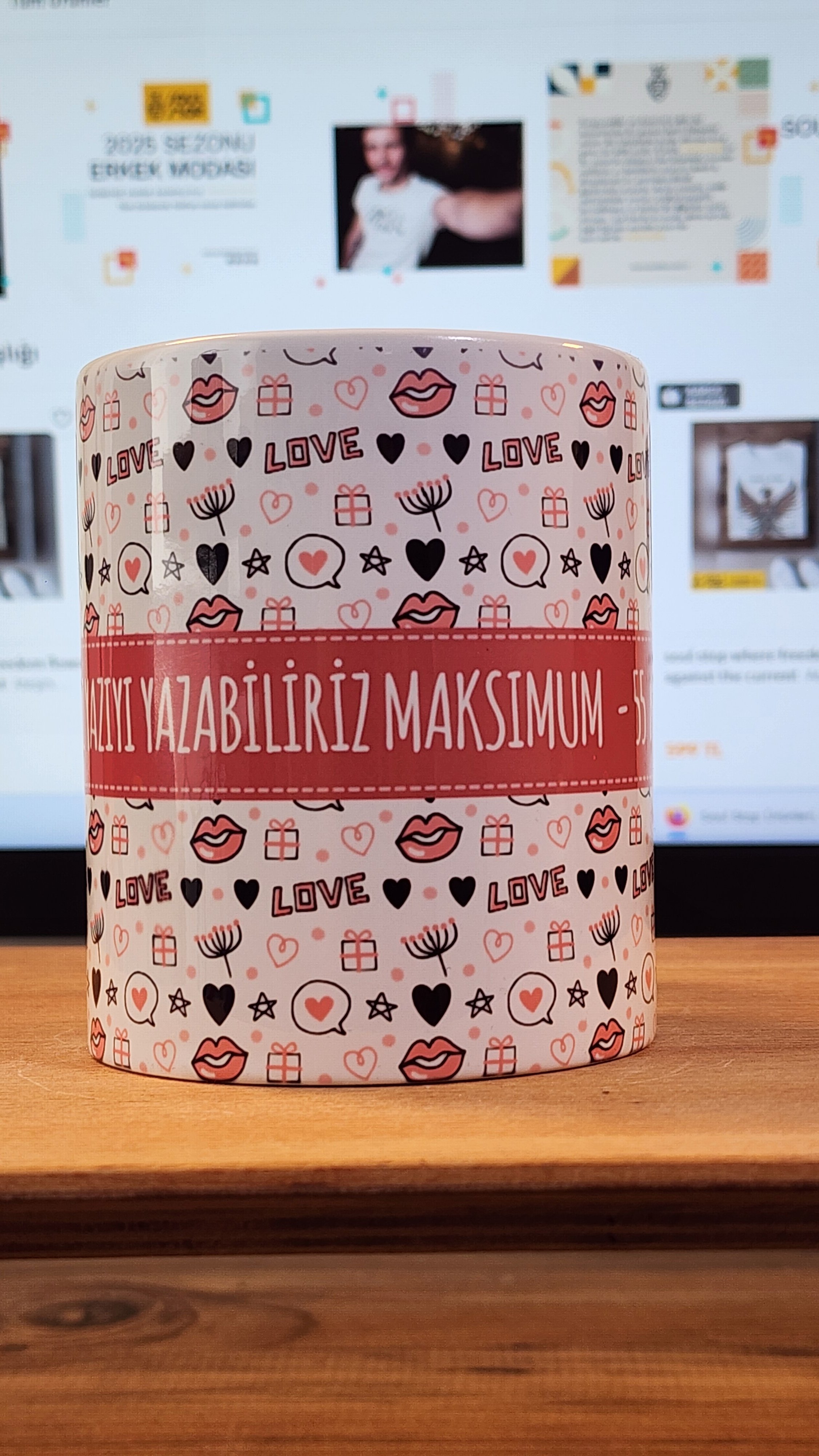 Kişiye Özel Aşk Temalı Mesajlı Kupa – 55 Karaktere Kadar - Ücretsiz Kargo