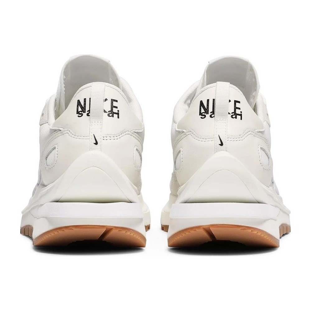 Nike VaporWaffle x Sacai Sail White Cream