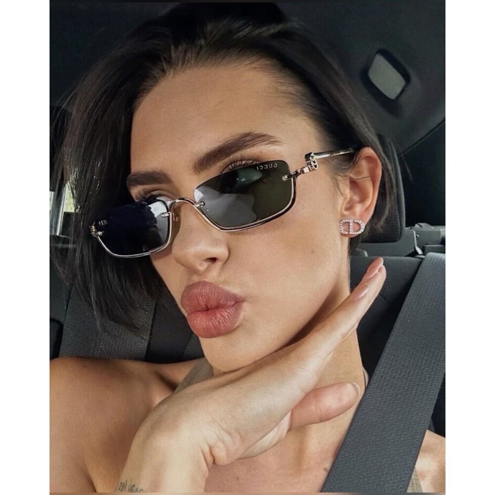 Miu Miu Oval Acetate SMU04Z