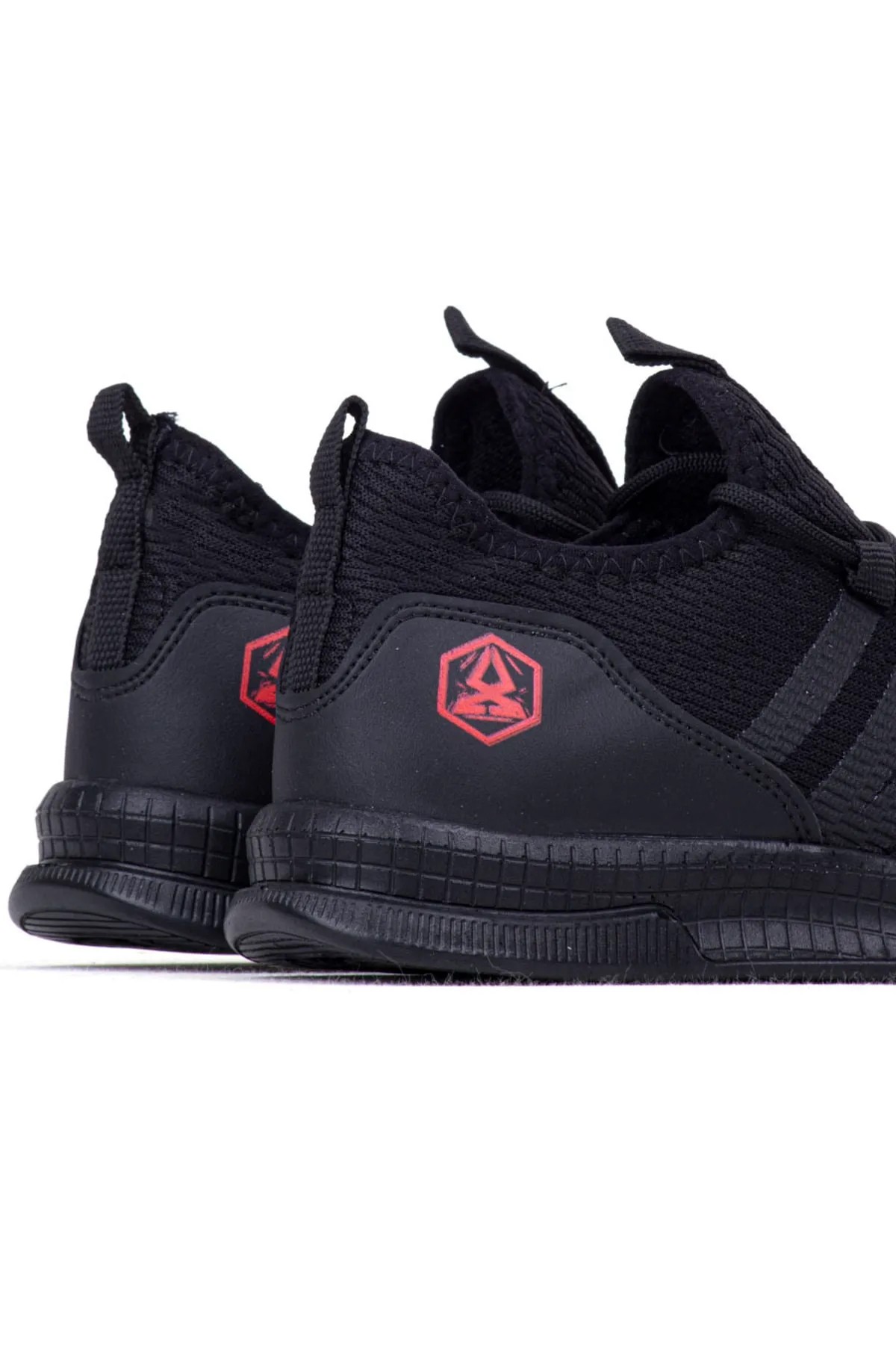 Smoke Step Sneaker - Black