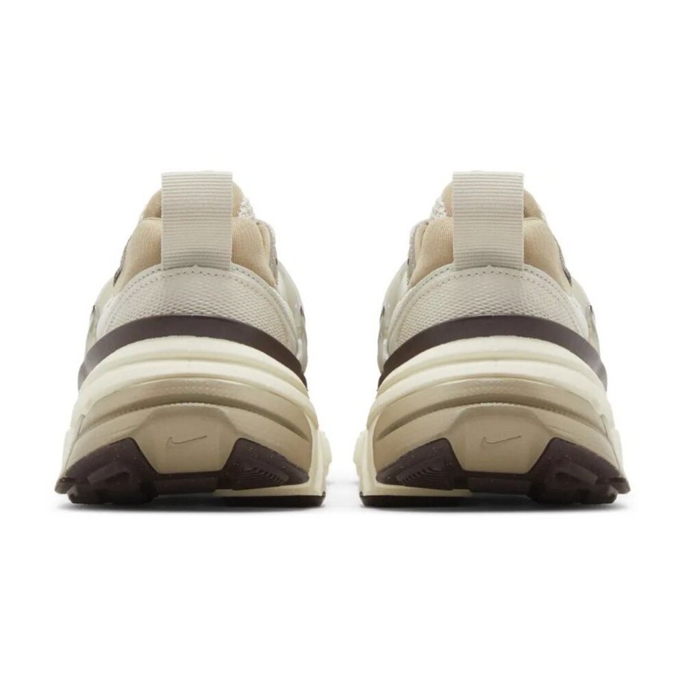 Nike V2K Run Light Orewood Brown