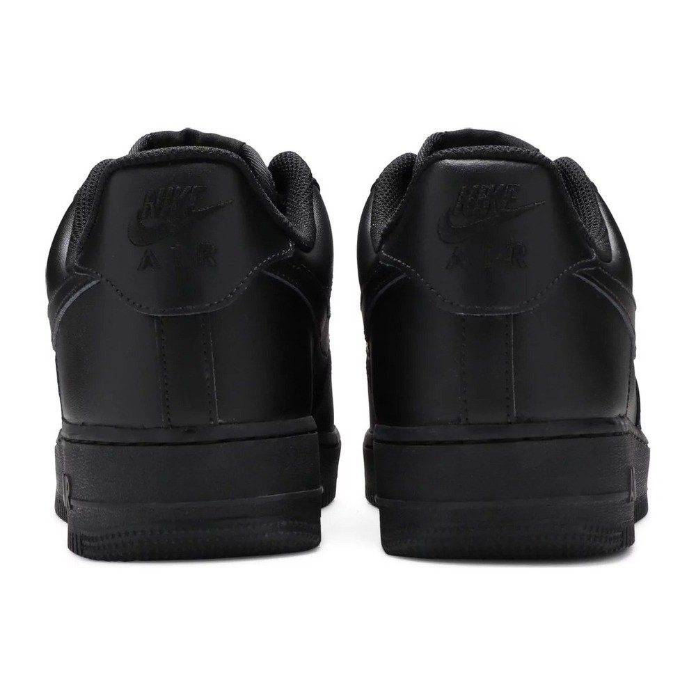Nike Air Force 1 07 Triple Black