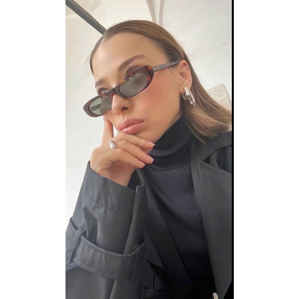 Prada Rectangular Scultoreo Black 49Ekt (Original)
