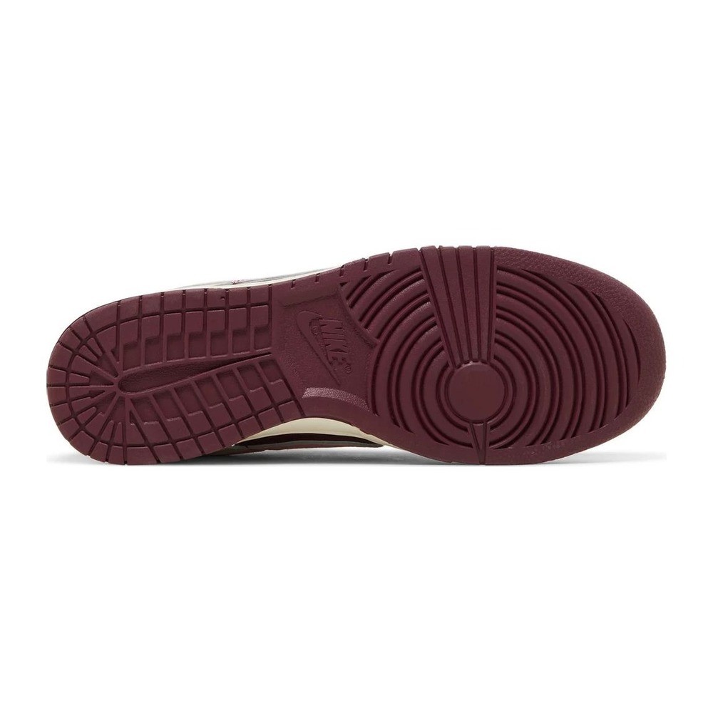 Nike Dunk Low Premium Valentine’s Day
