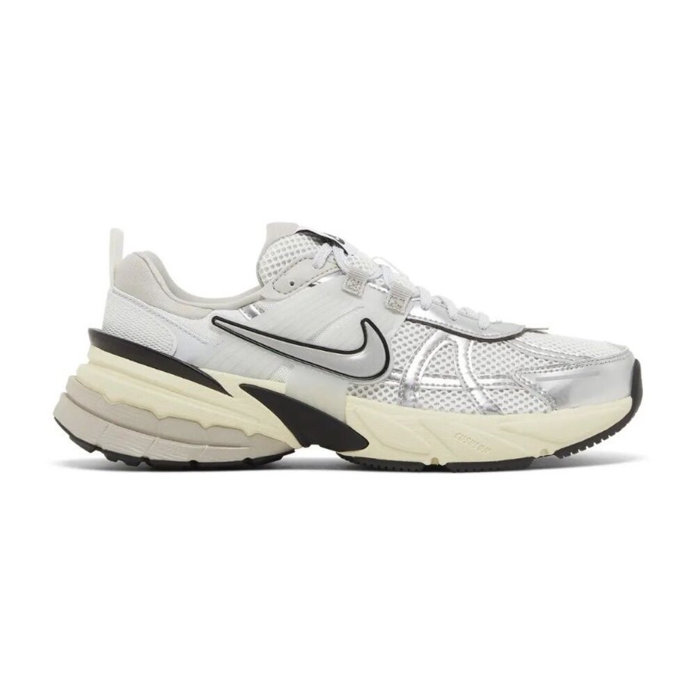 Nike V2K Run Summit White