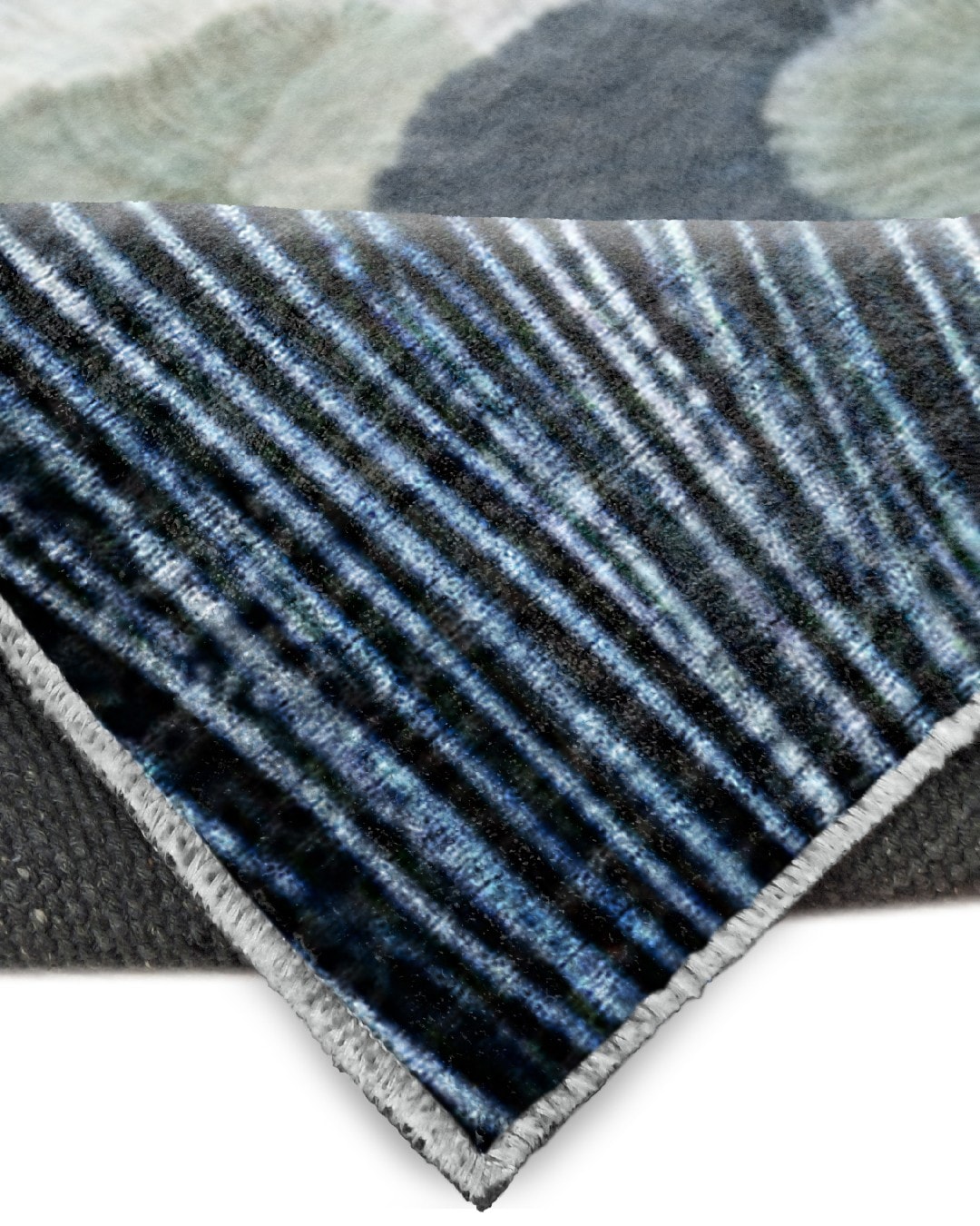 Montis Halı Quaestio 44001 Mavi Parlak Yumuşak Dokuma Taban Modern Halı