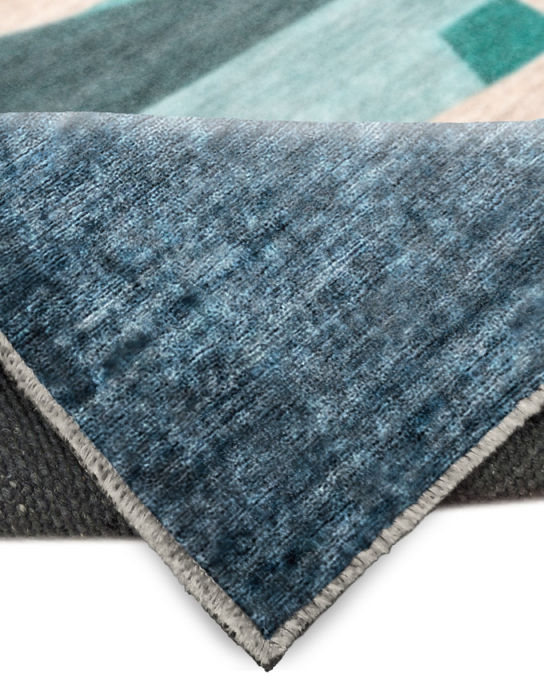 Montis Halı Quaestio 44002 Multi Parlak Yumuşak Dokuma Taban Modern Halı