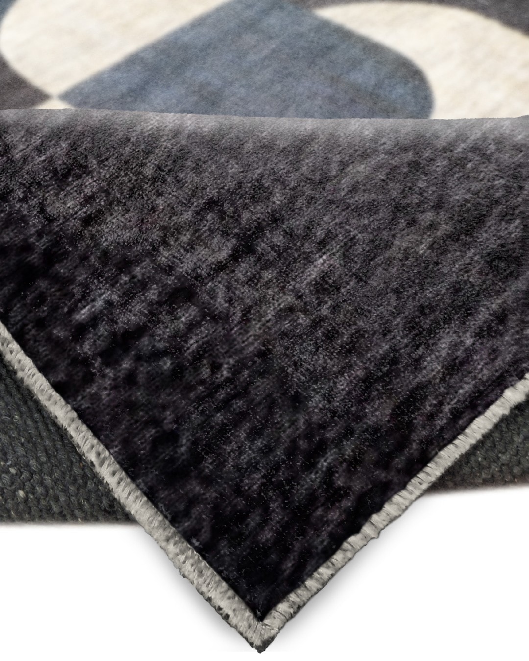 Montis Halı Quaestio 44003 Krem Parlak Yumuşak Dokuma Taban Modern Halı
