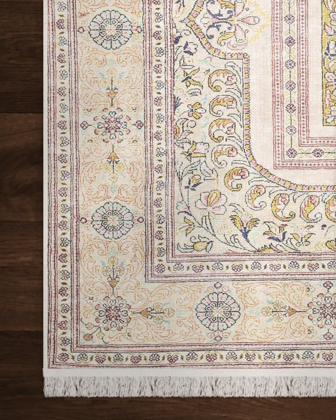 Montis Halı Gratia 166024 Krem Parlak Yumuşak Dokuma Taban Otantik Halı