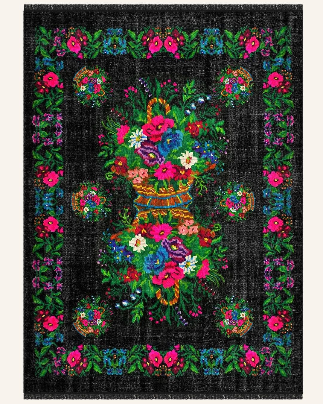 Montis Halı Flores 200023 Siyah Parlak Yumuşak Dokuma Taban Renkli Karabağ Halı