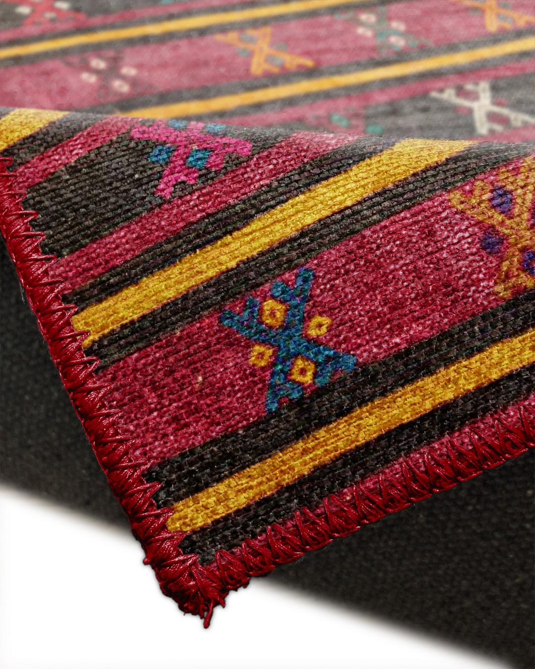 Montis Halı Vivere 35002 Kırmızı Dokuma Taban Etnik Kilim Halı