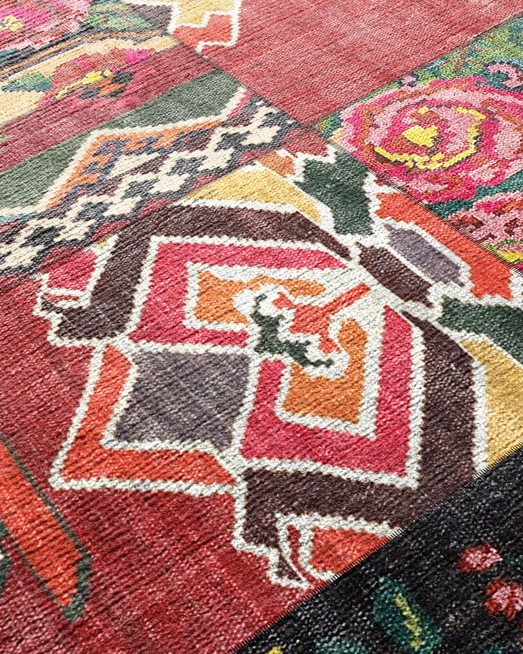 Montis Halı Mensis 27021 Kırmızı Dokuma Taban Patchwork Halı