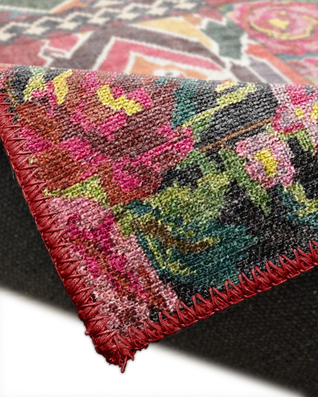 Montis Halı Mensis 27021 Kırmızı Dokuma Taban Patchwork Halı