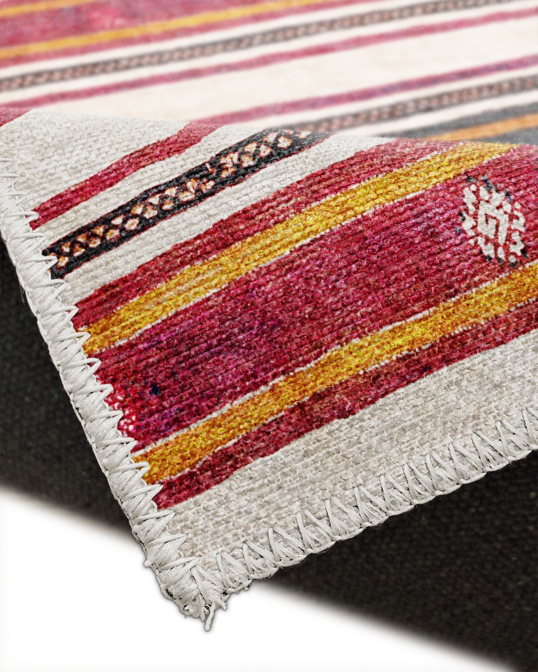 Montis Halı Vivere 35006 Krem Dokuma Taban Etnik Kilim Halı