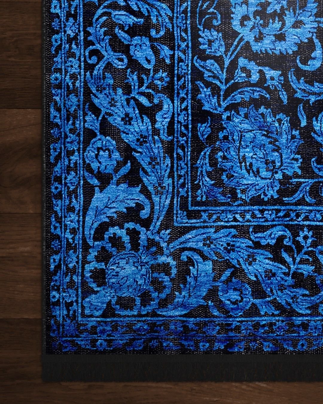Montis Halı Vetus 390006 Mavi Parlak Yumuşak Dokuma Taban Eskitme Halı
