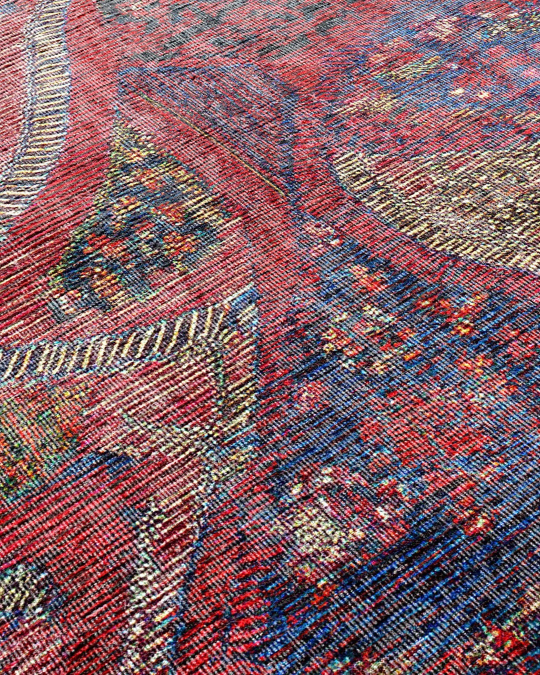 Montis Halı Delocis 26027 Kırmızı Dokuma Taban Vintage Halı