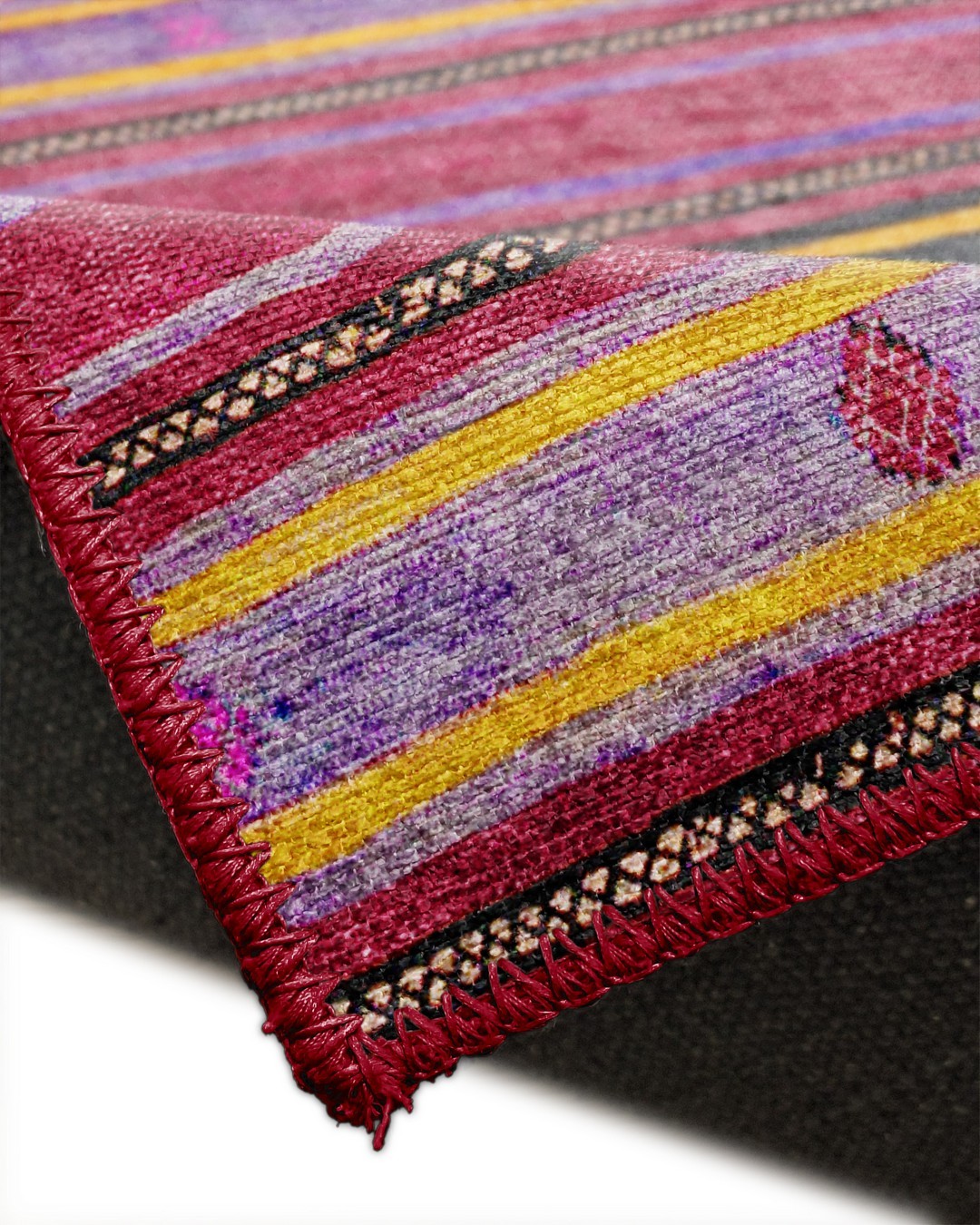 Montis Halı Vivere 35005 Fuşya Dokuma Taban Etnik Kilim Halı