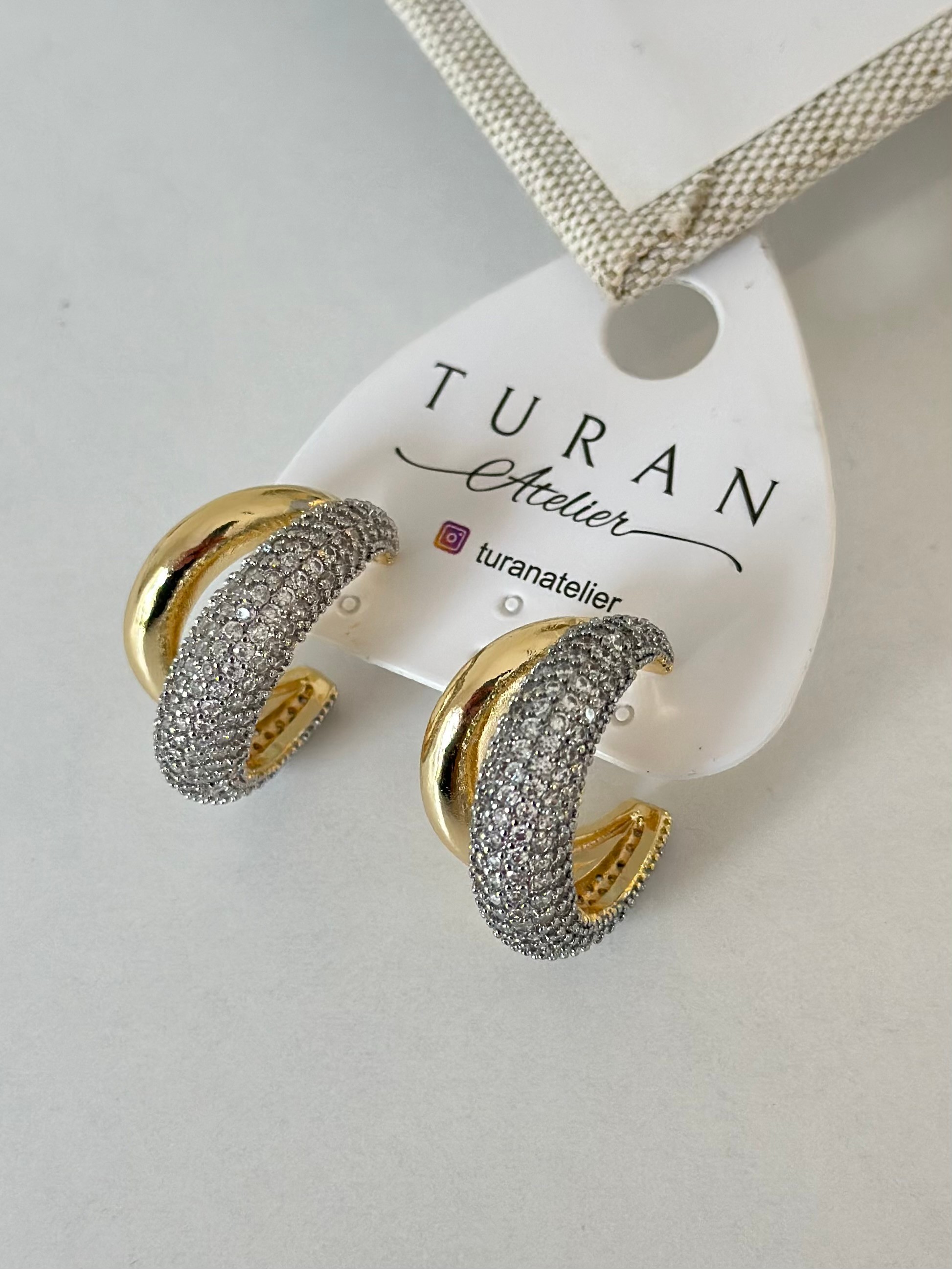 Taşlı İkiz Oval Özel Seri Küpe