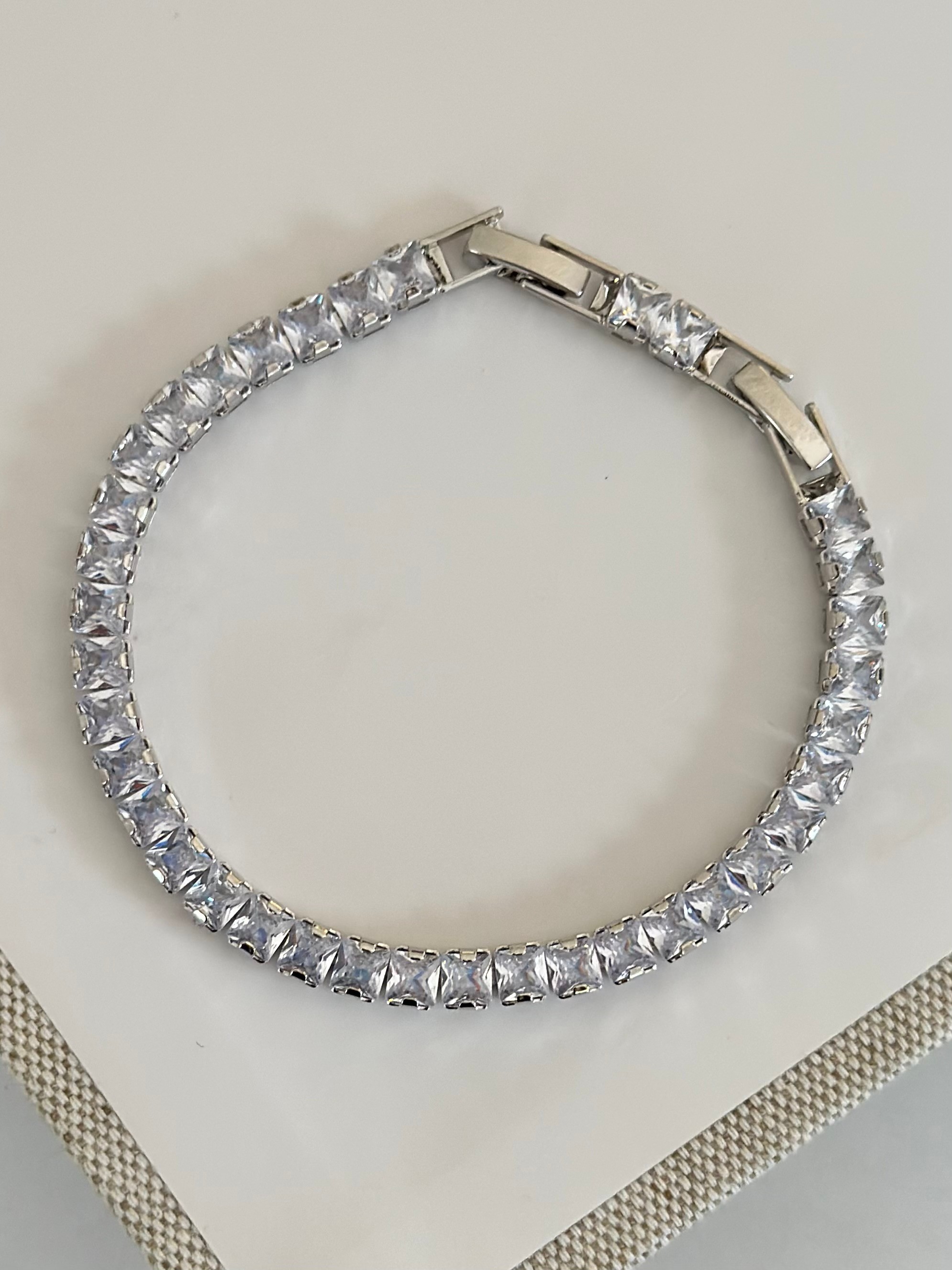 3 MM Su Yolu Bileklik