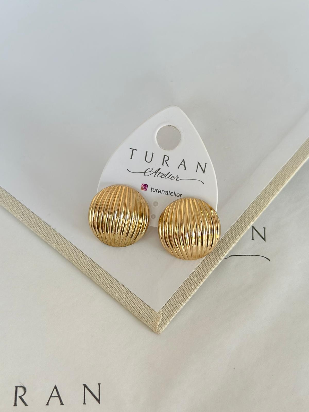 İstiridye Daire Gold Küpe