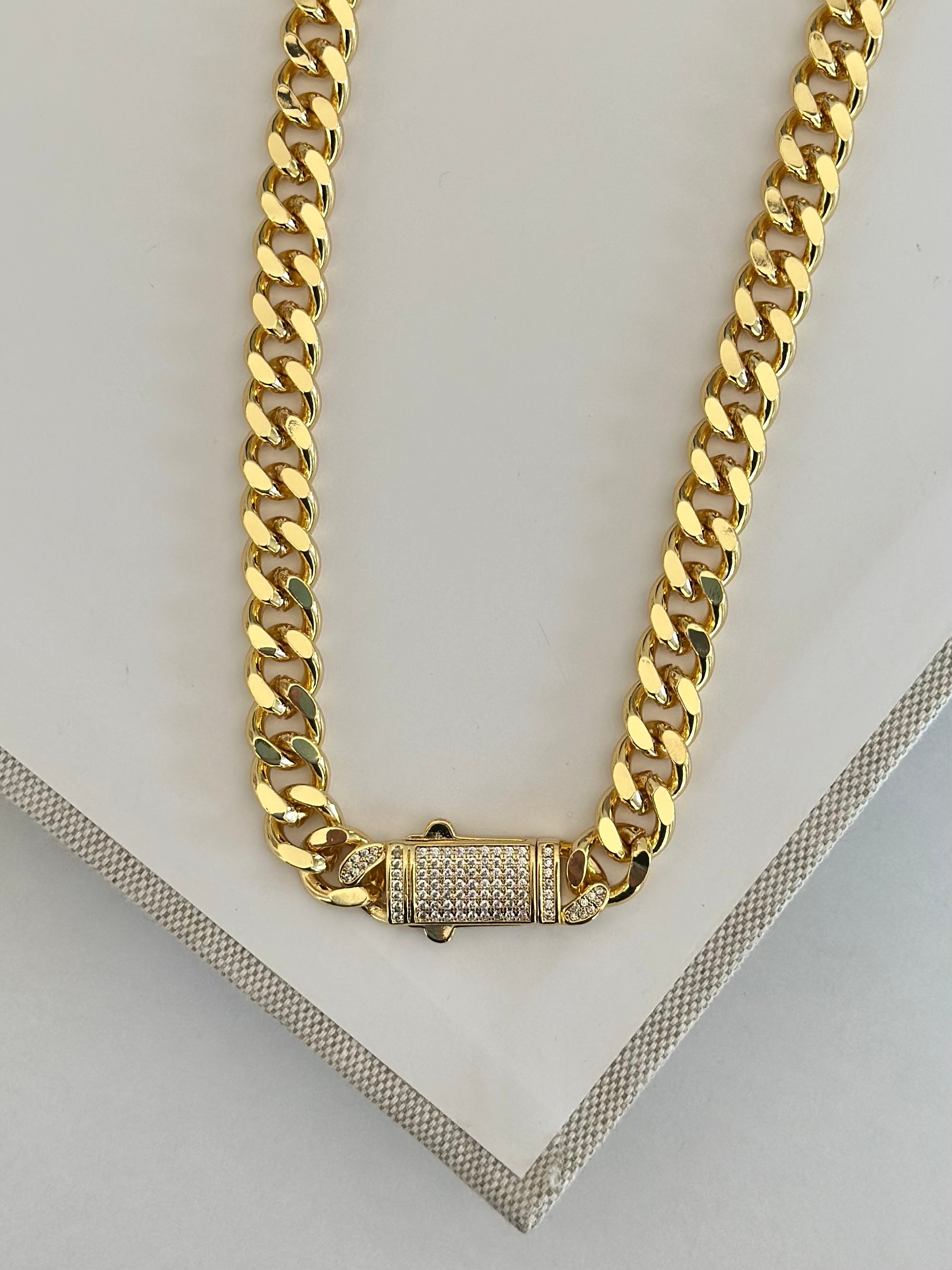 Taşlı Gurmet Kolye (60 cm )