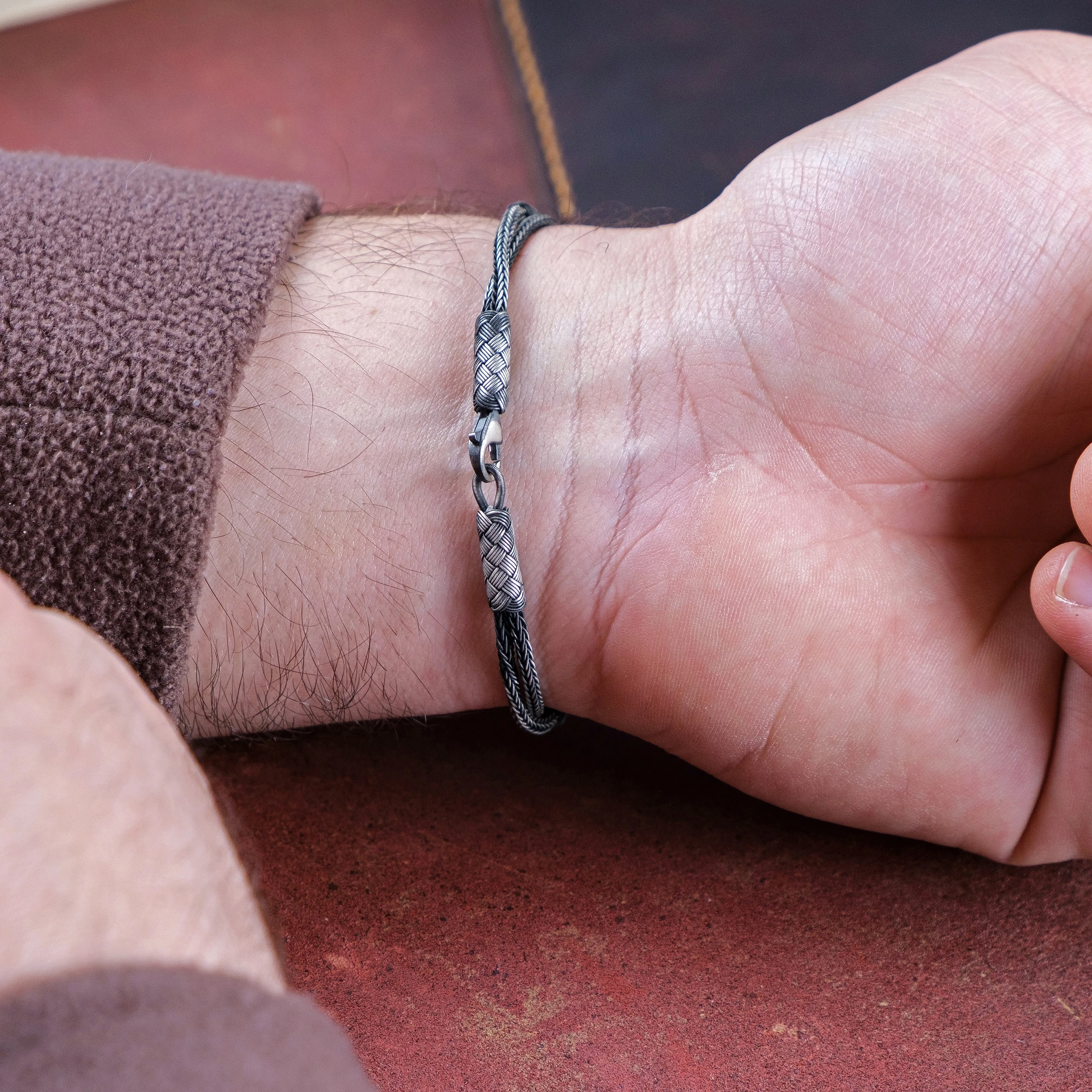 El Örgüsü 999 Ayar Saf Gümüş Bileklik - Katmanlı Zincir Form