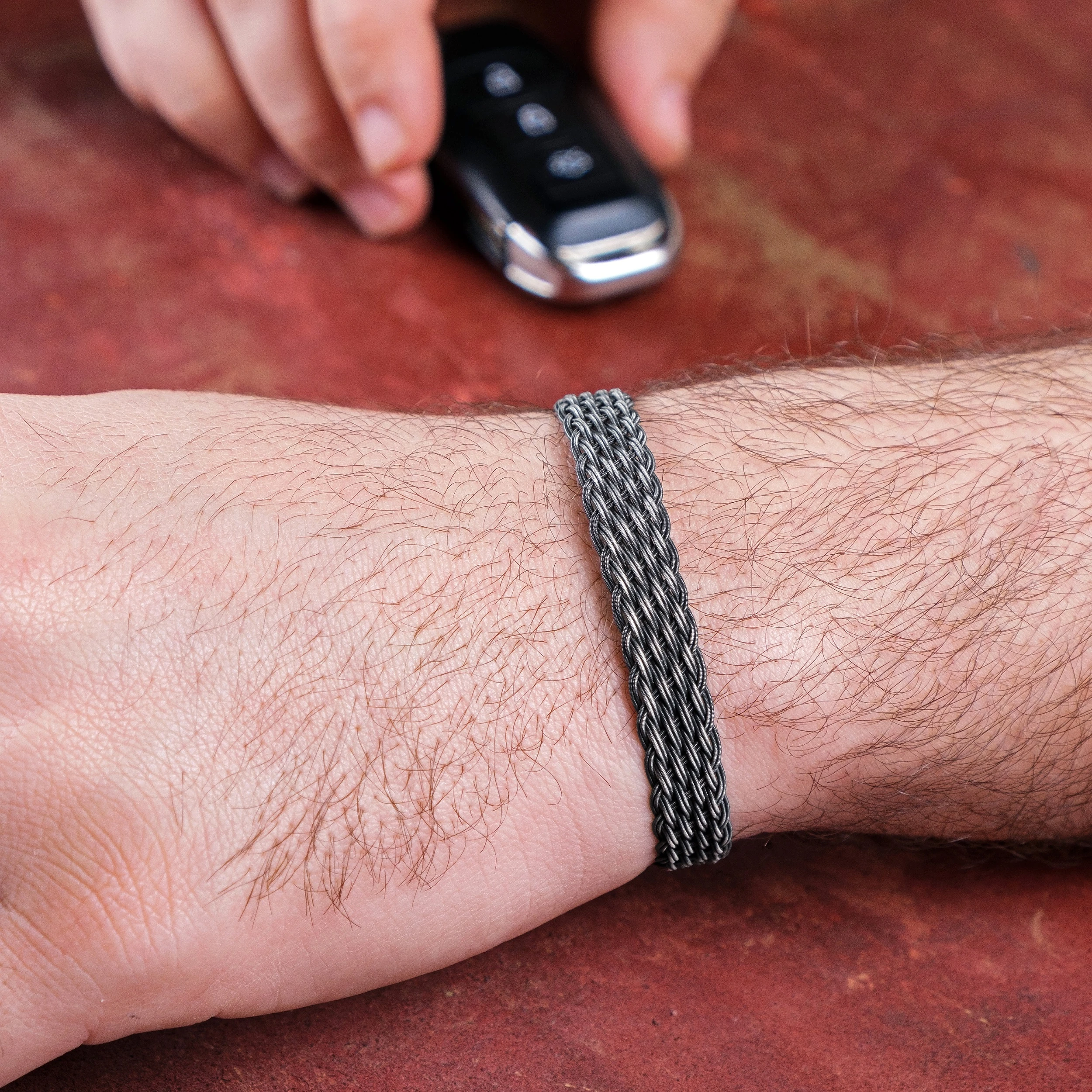 El Örgüsü 999 Ayar Saf Gümüş Bileklik - Lüks Model