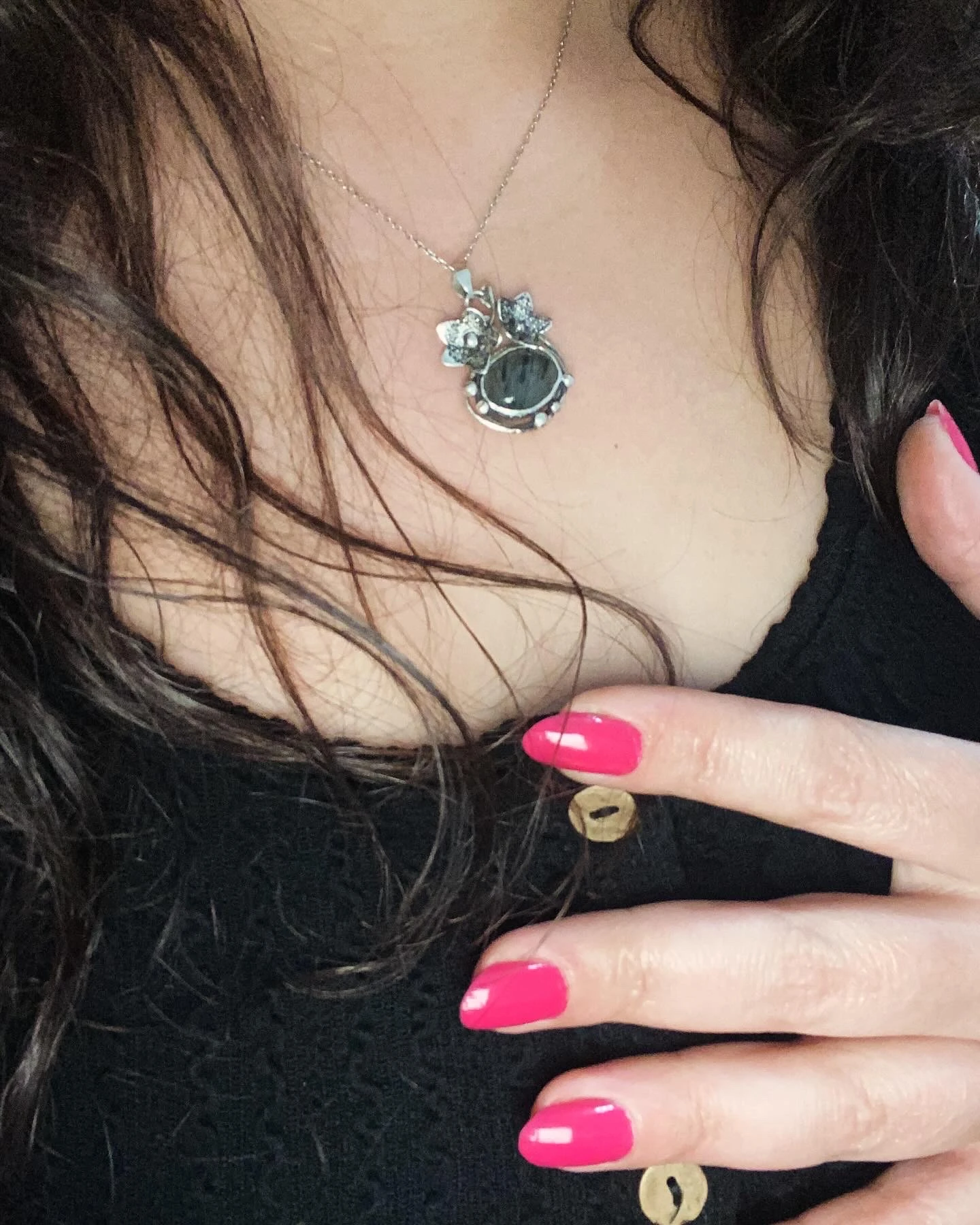 Rutil Kuvars Taşlı El Yapımı Gümüş Kolye – Özgün Tasarım