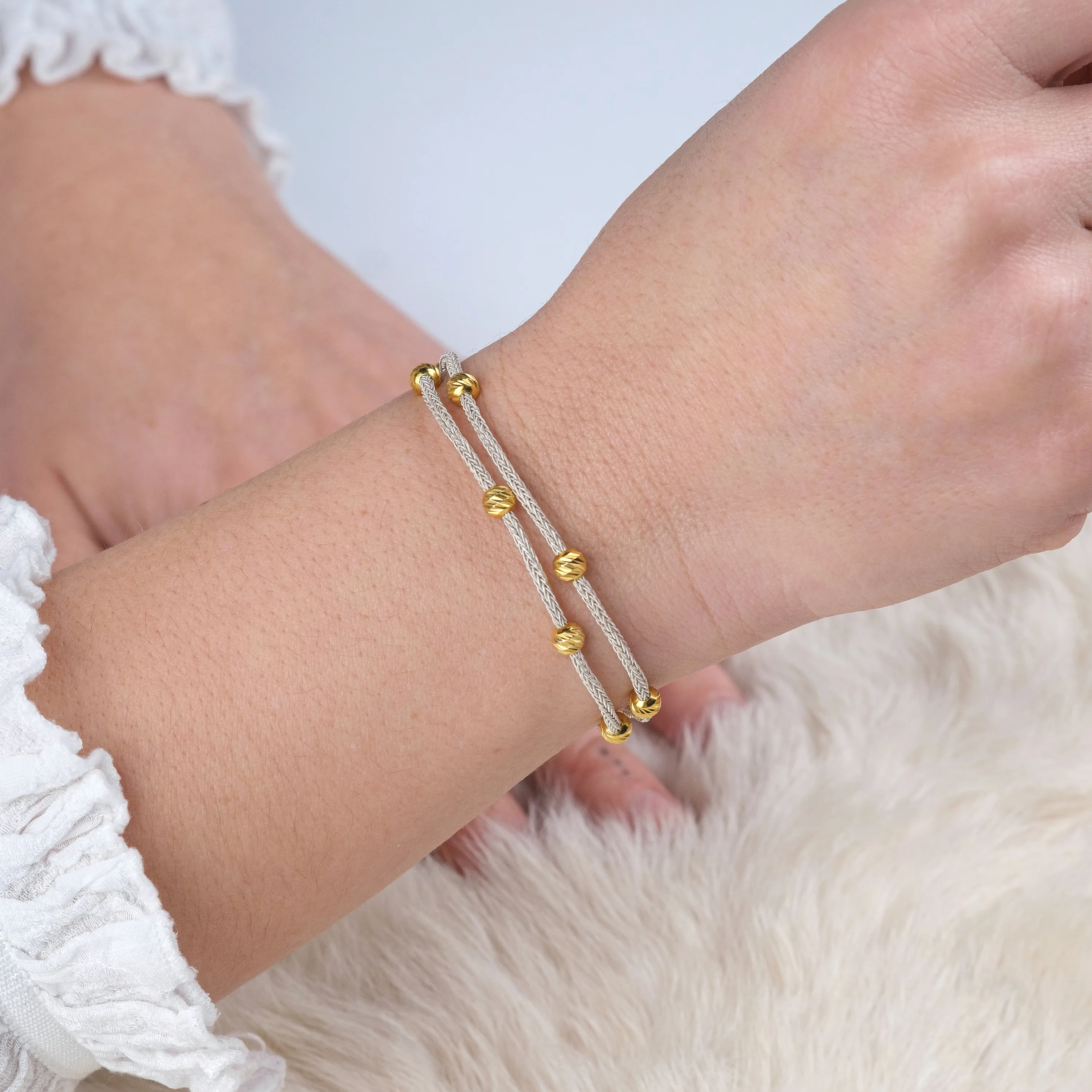 El Örgüsü 999 Ayar Saf Gümüş Kazaziye Bileklik - Gold Boncuklu Zincir Form