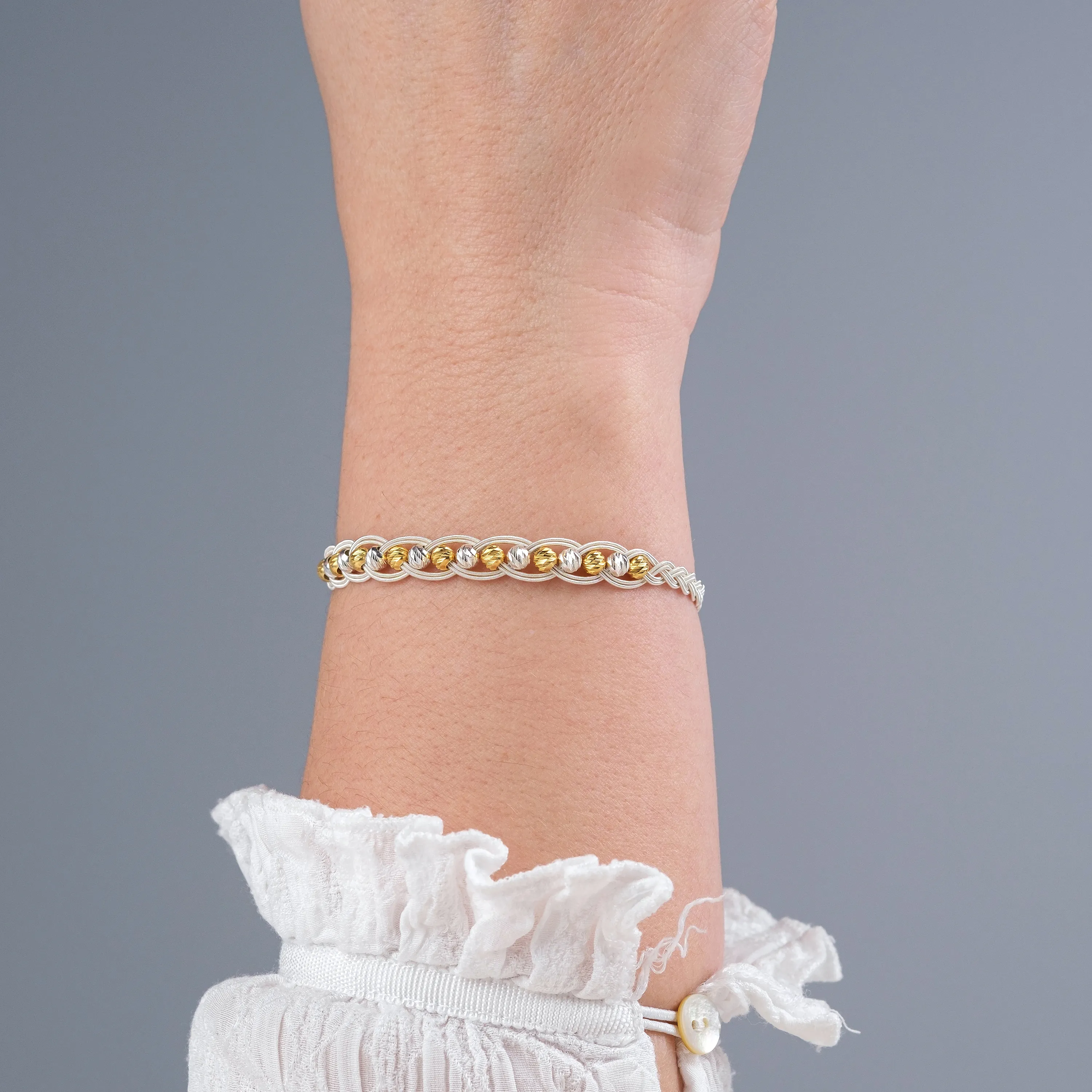 El Örgüsü 999 Ayar Saf Gümüş Kazaziye Bileklik - Gold Boncuklu Zarif Model