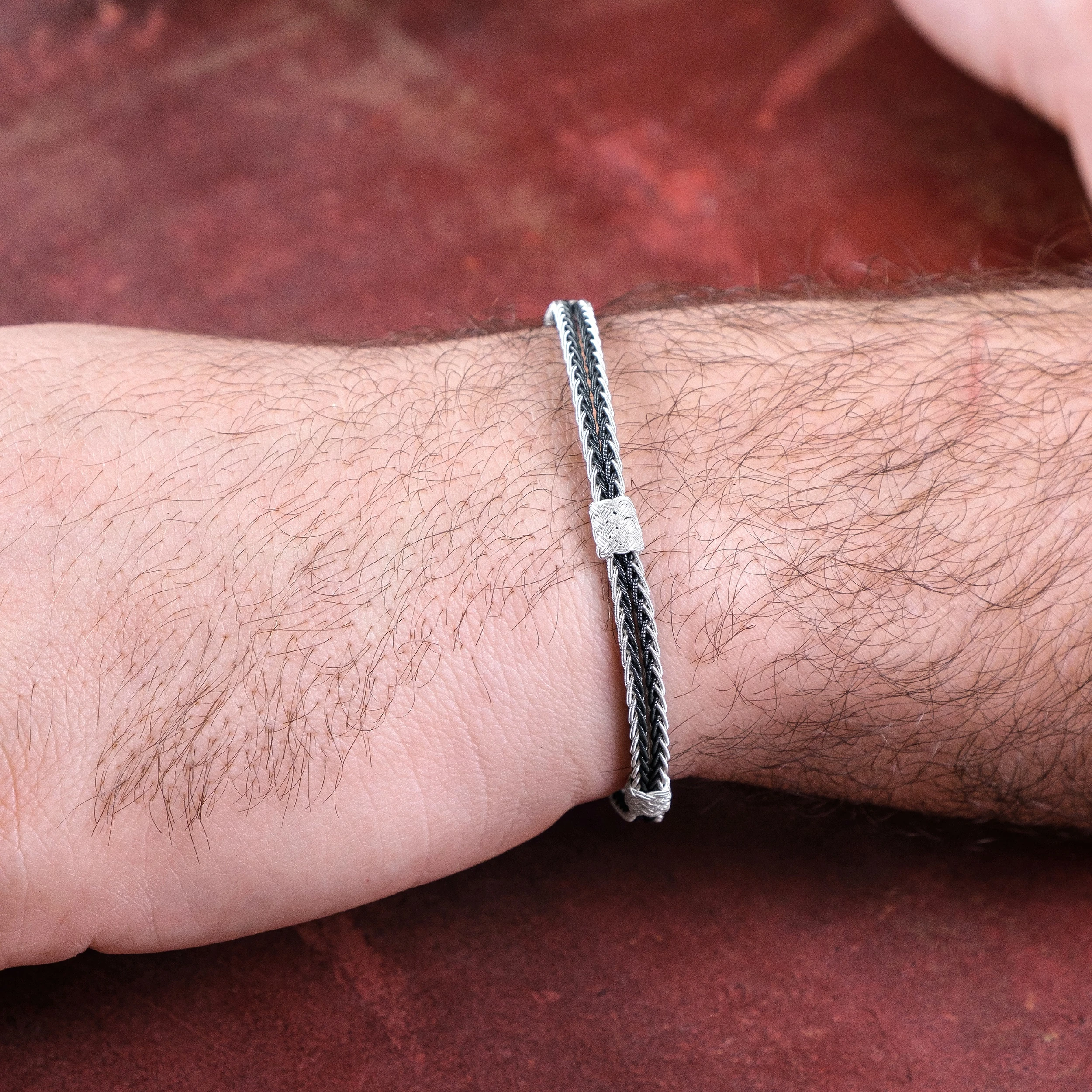 El Örgüsü 999 Ayar Gümüş Kazaziye - Siyah Beyaz Tasarım