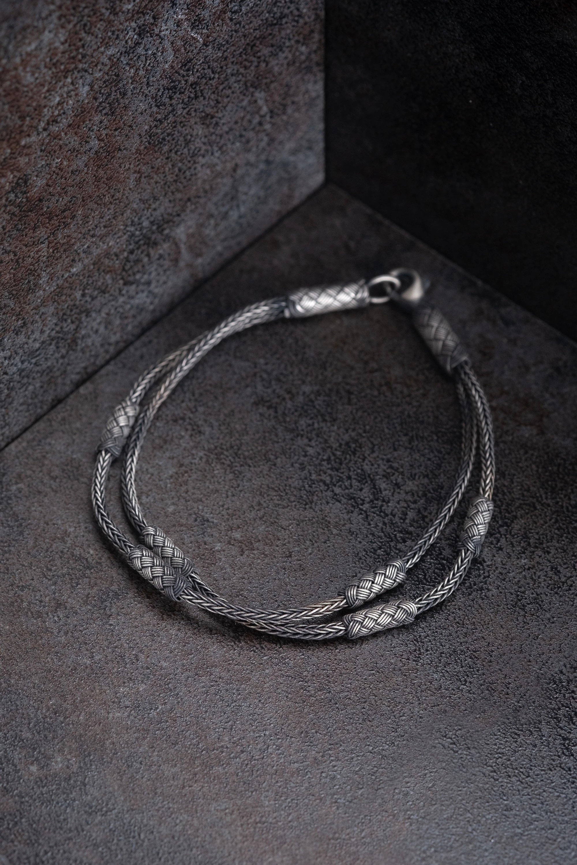 El Örgüsü 999 Ayar Saf Gümüş Bileklik - Katmanlı Zincir Form