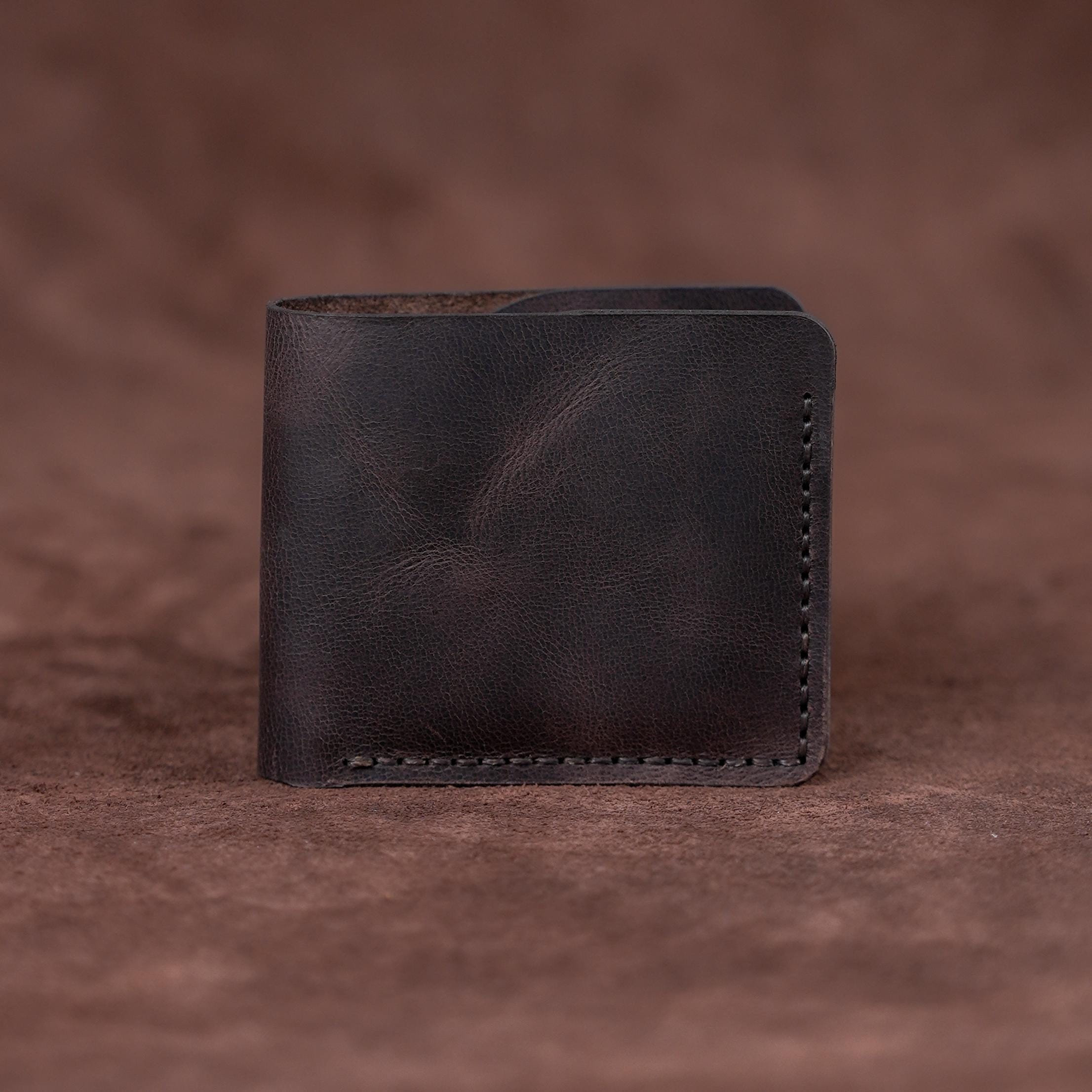 Classic Men&#39;s Wallet-A minimalist Gift For Your Loved Ones-A Great Wallet And Card Holder That Will Reflect Your Style-Laser Engraving Free