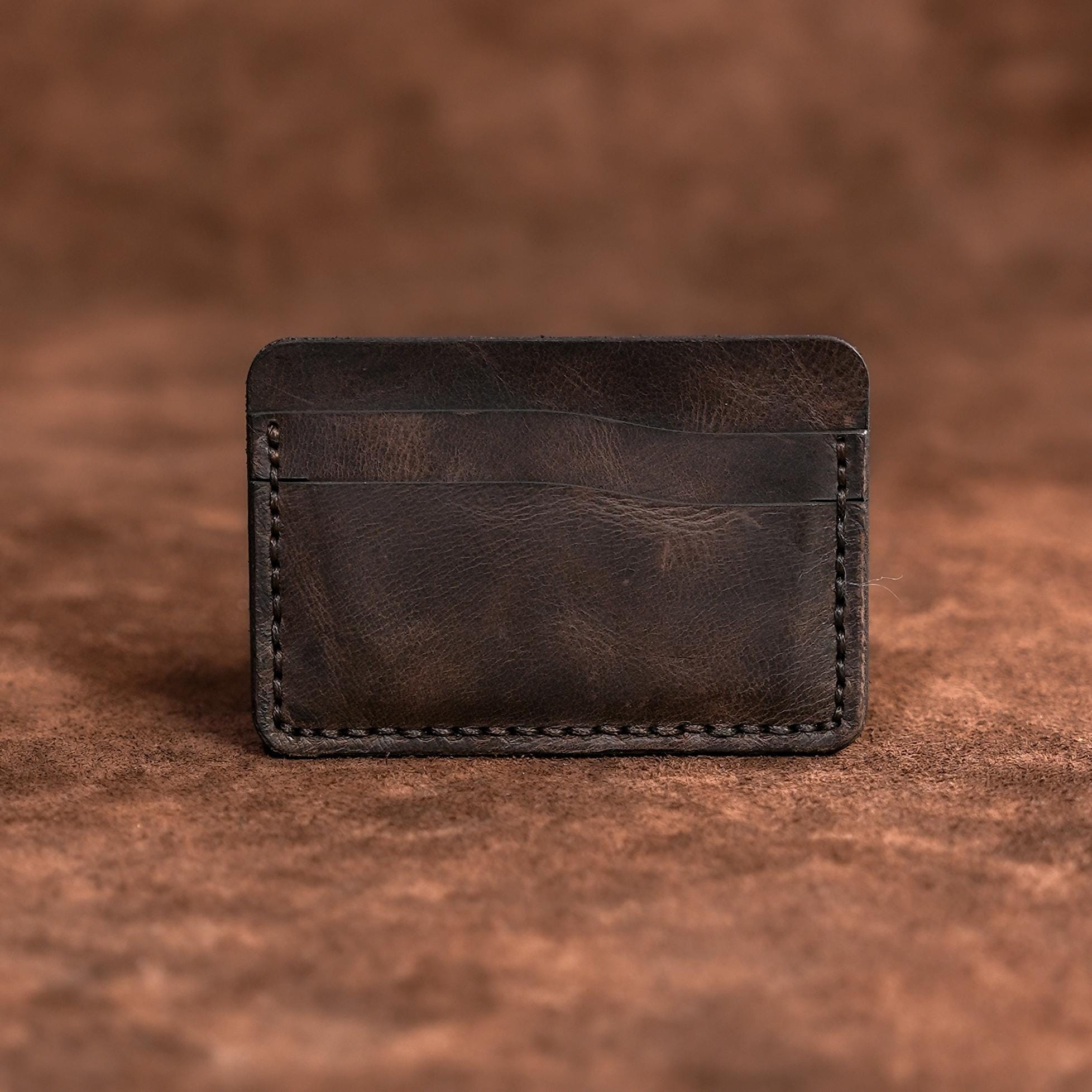Card Holder - A minimalist Gift For Your Loved Ones - A Great Wallet And Card Holder That Will Reflect Your Style - Laser Engraving Free