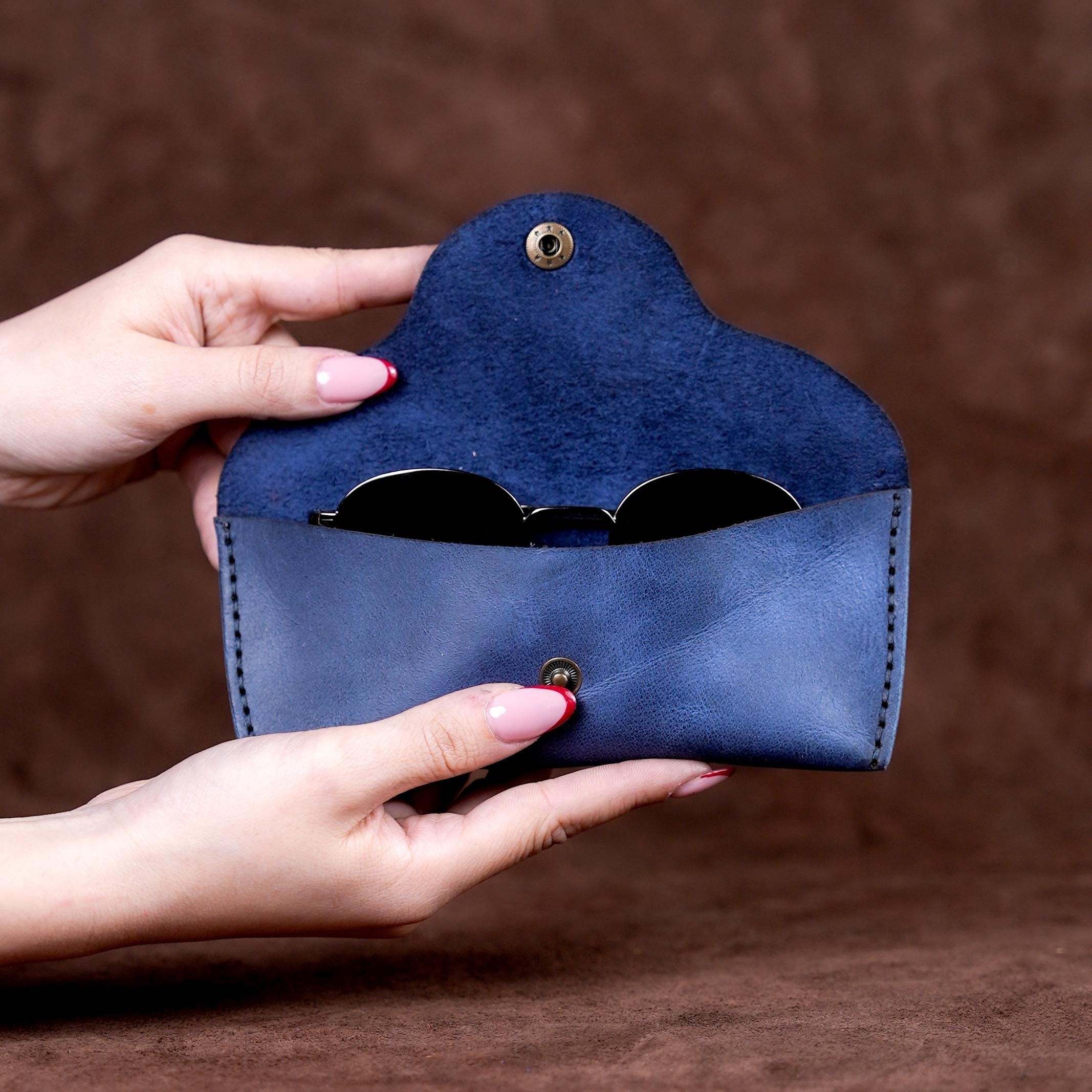 Sunglasses Case / Handmade Leather Sunnies Case / Sunglasses Holder / Full Grain Leather Glasses Sleeve / Ray Ban Case  / Genuine Leather