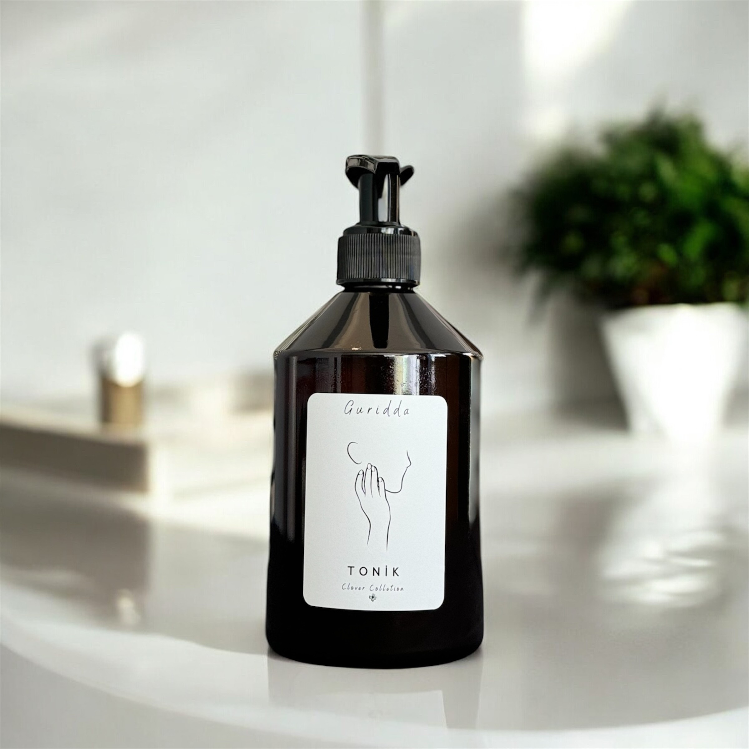 Tonik Etiketli Plastik Amber Şişe 500ml
