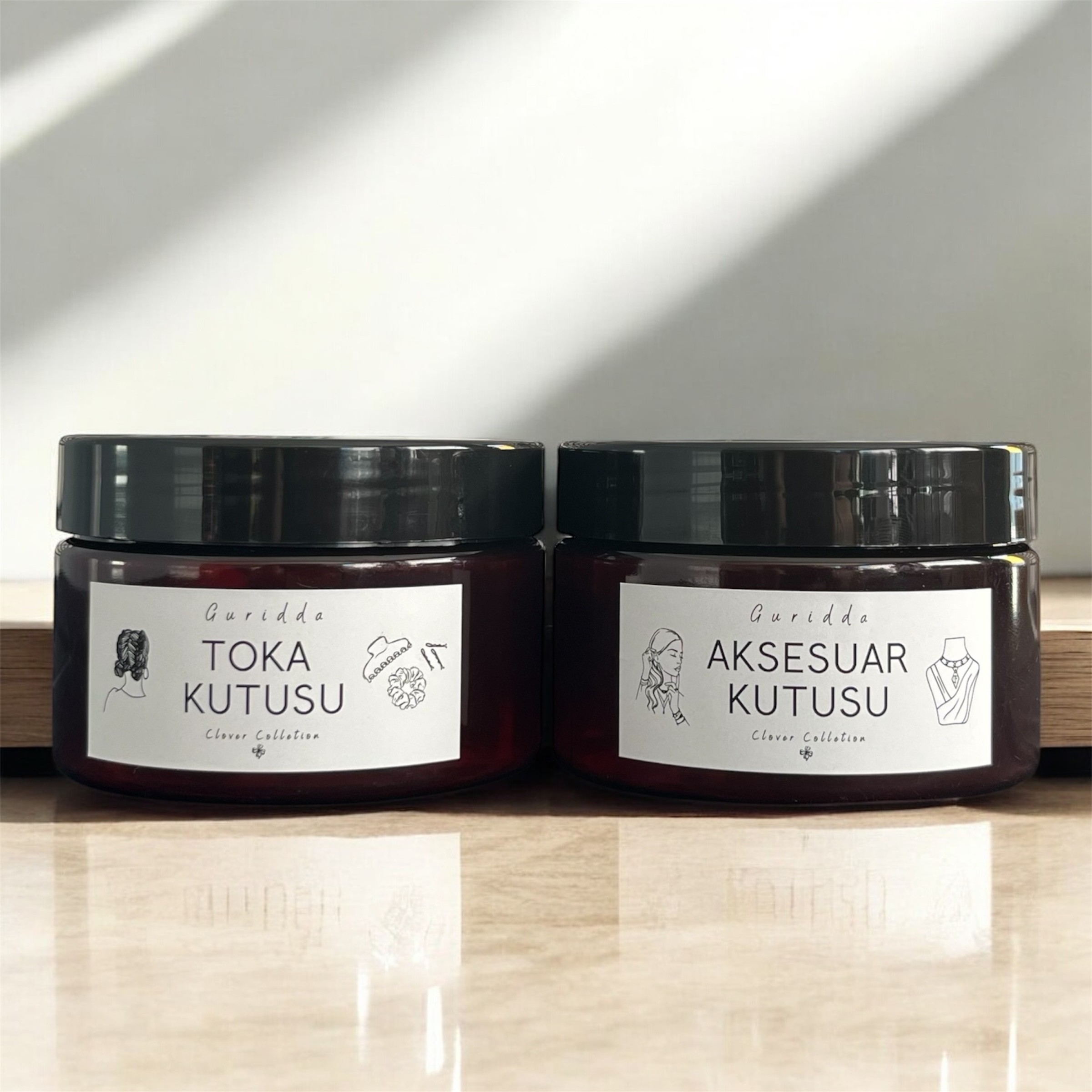 2li Toka ve Aksesuar Kutusu Etiketli Amber Düzenleyici Yatay Kutu Mika Plastik 250 Ml